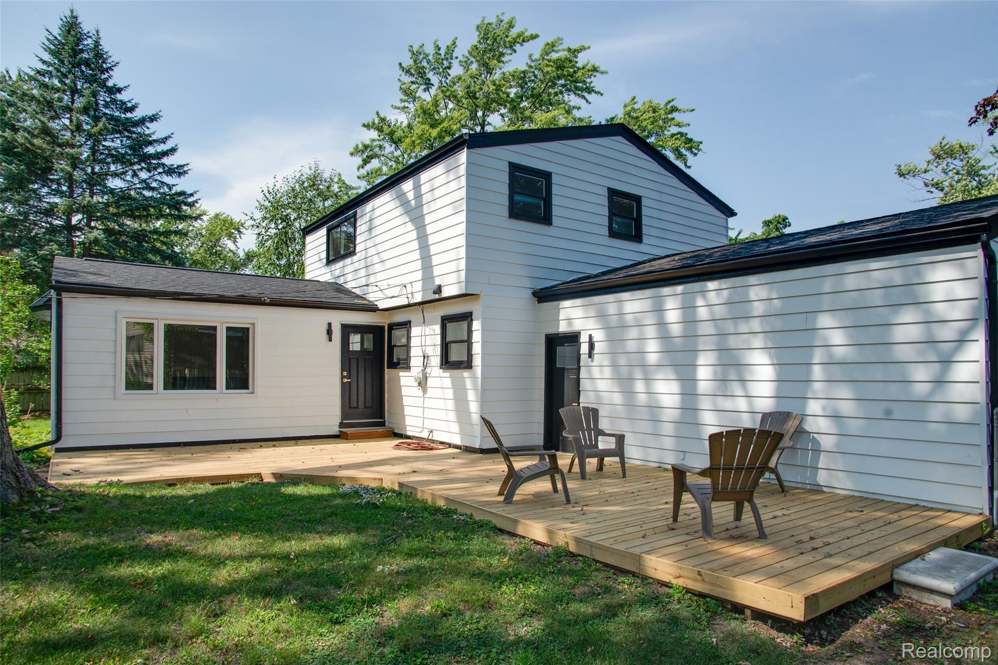 5969 Pleasant Drive