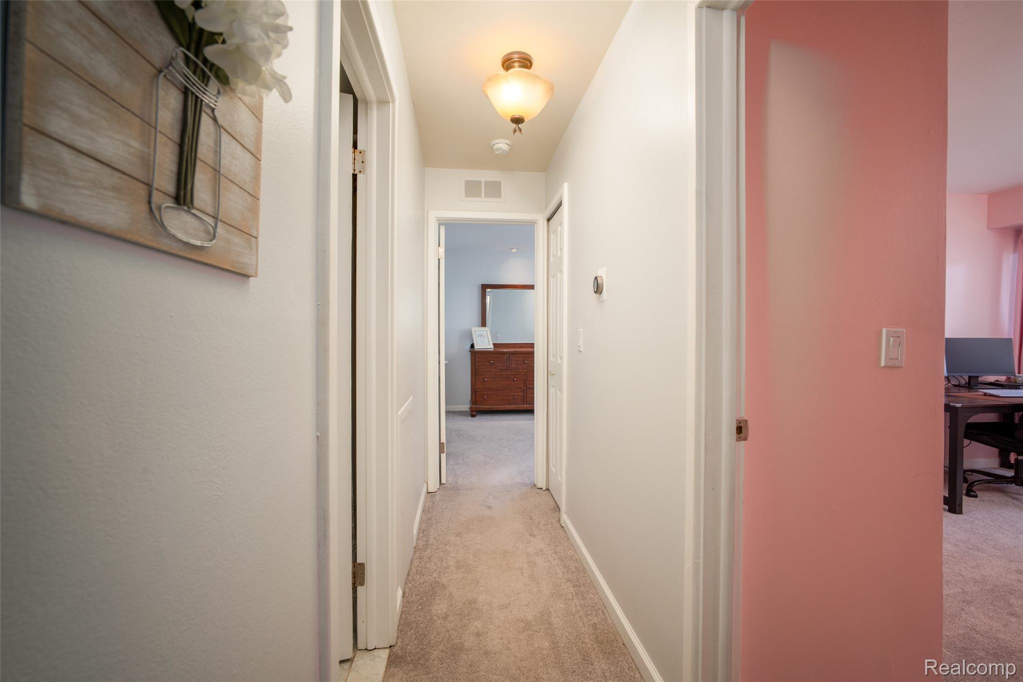 3925 Lone Pine Road Unit: 100