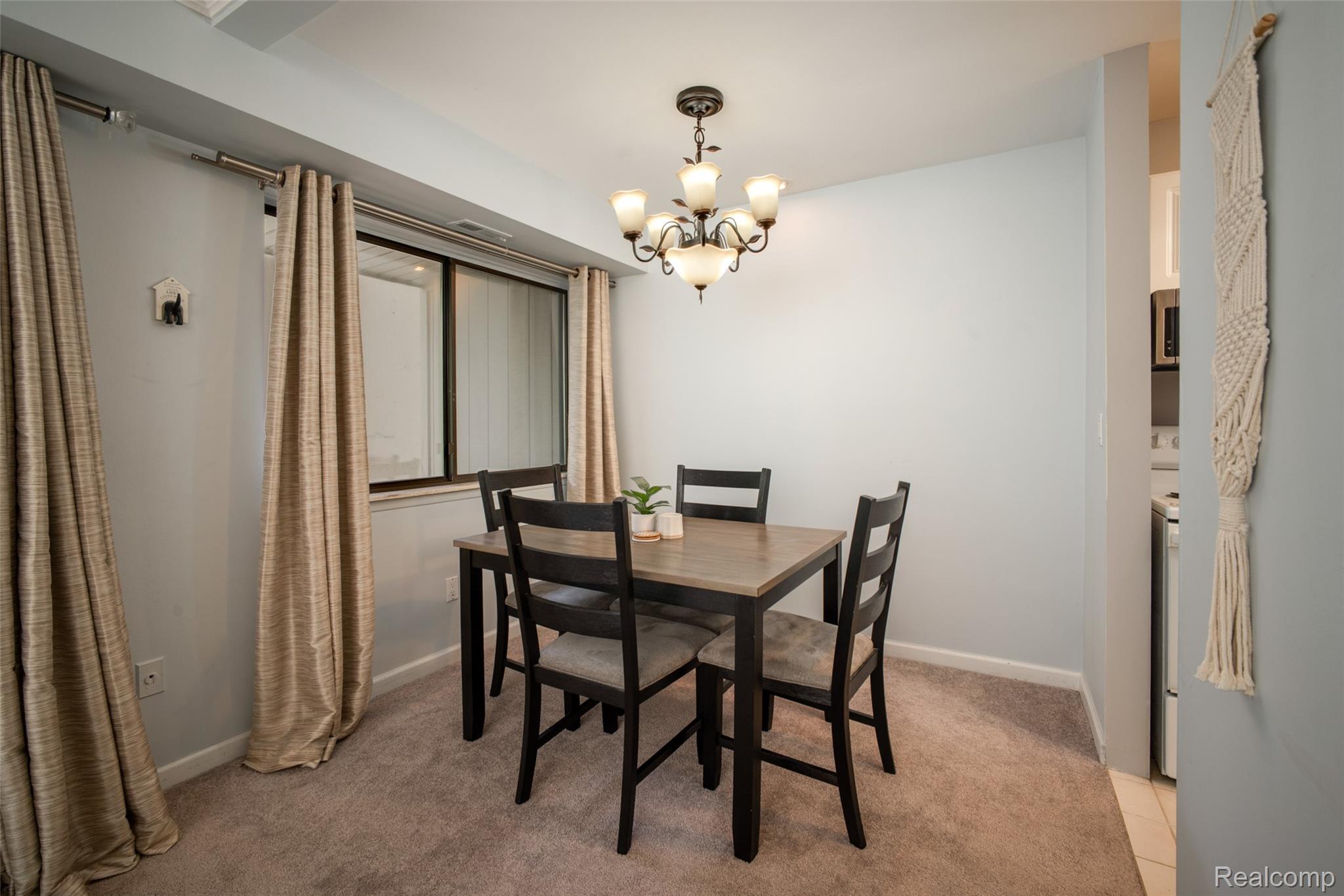 3925 Lone Pine Road Unit: 100