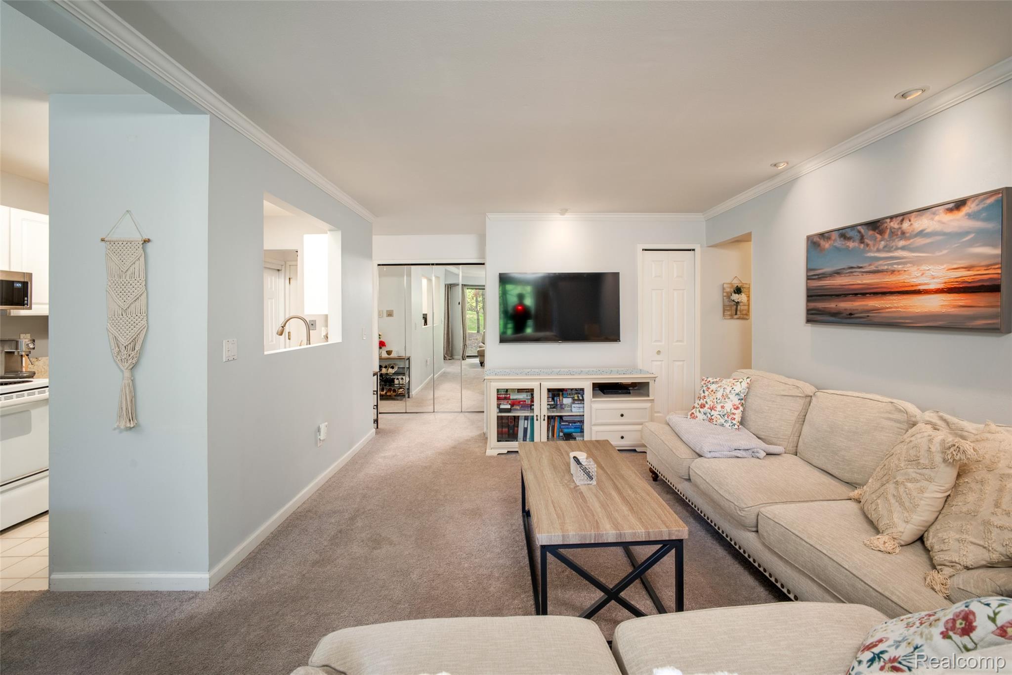 3925 Lone Pine Road Unit: 100