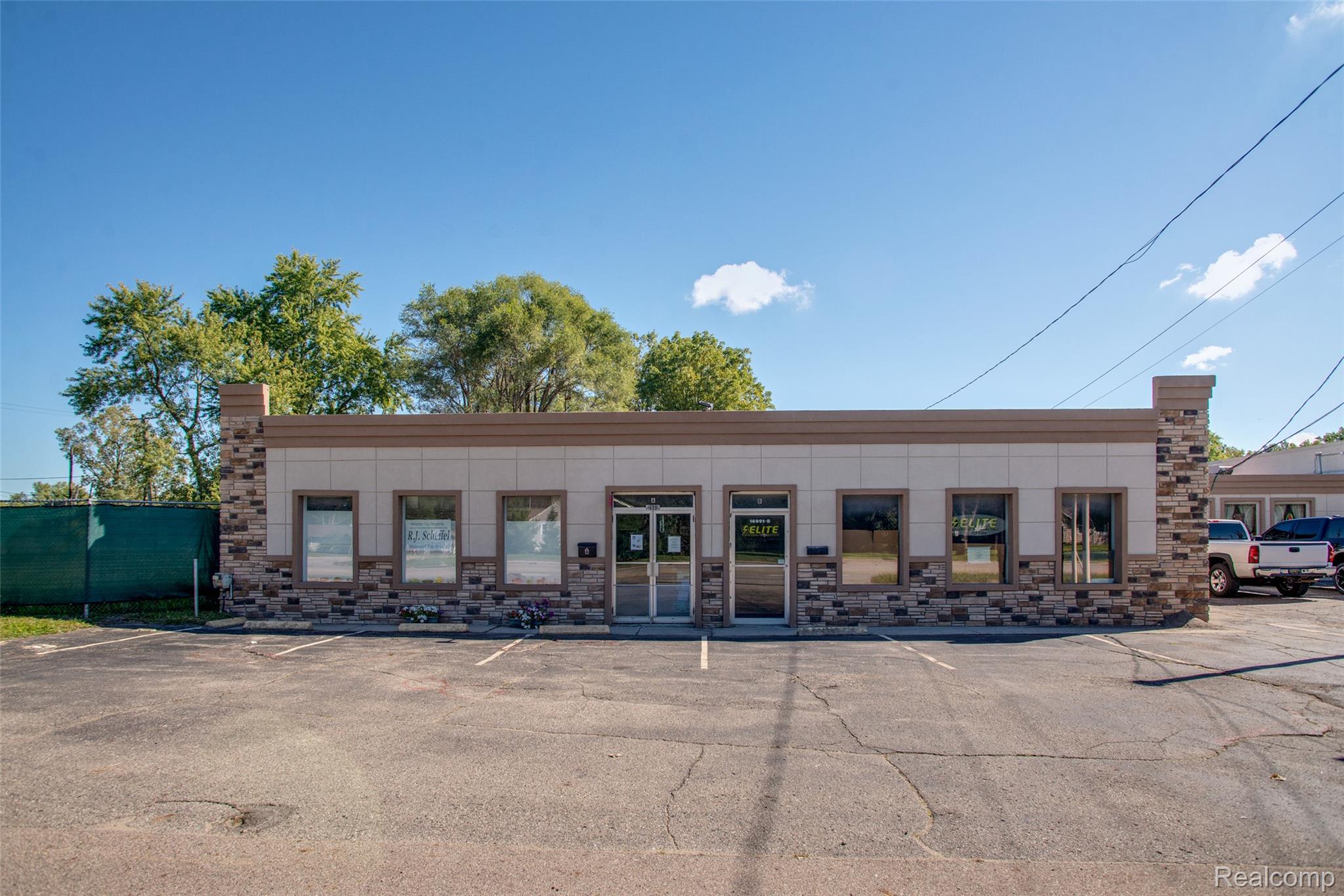 16991 S Us Highway 27