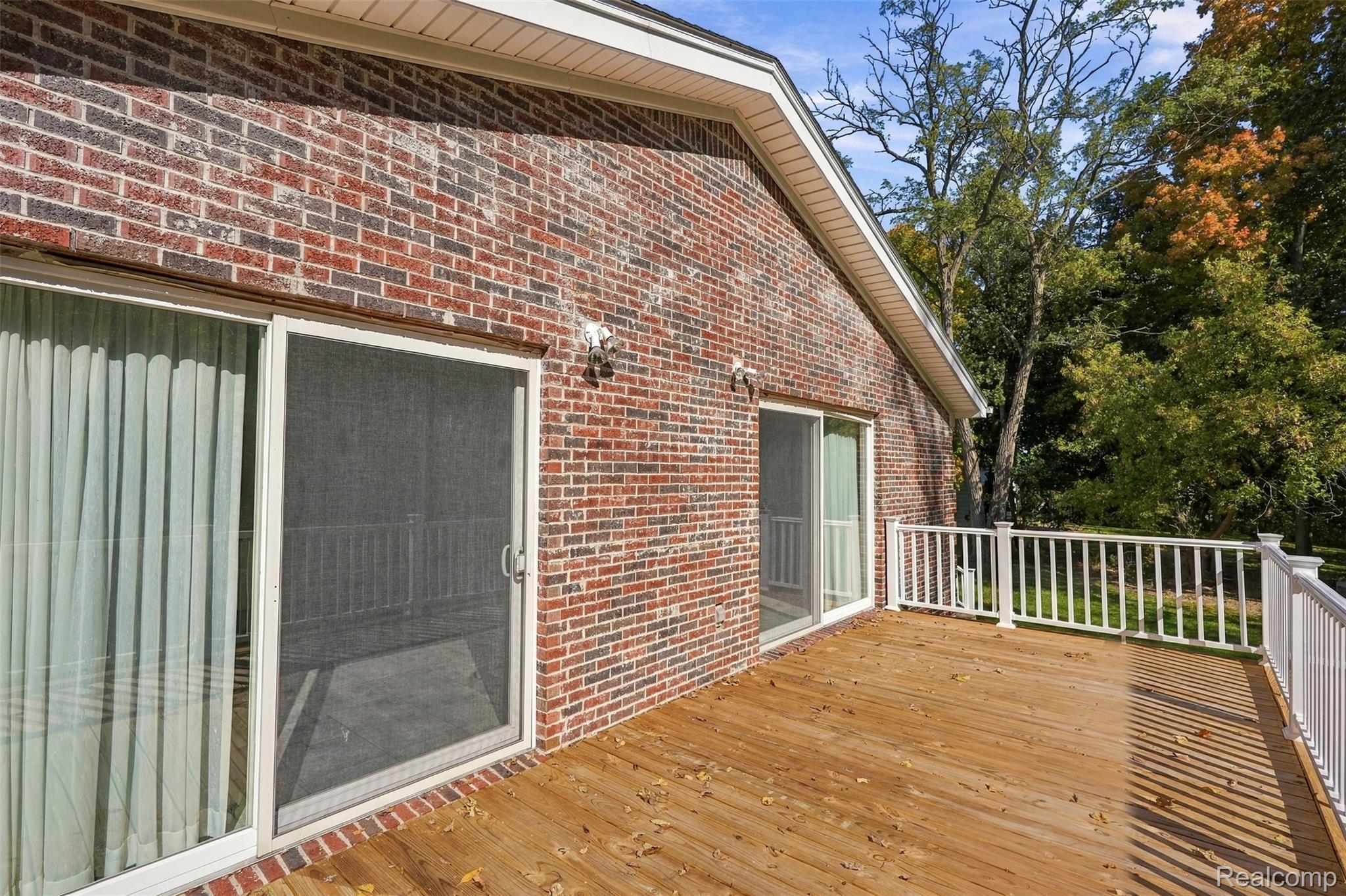 804 E Avon RD