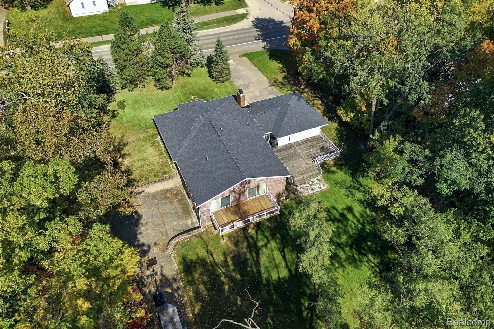 804 E Avon RD