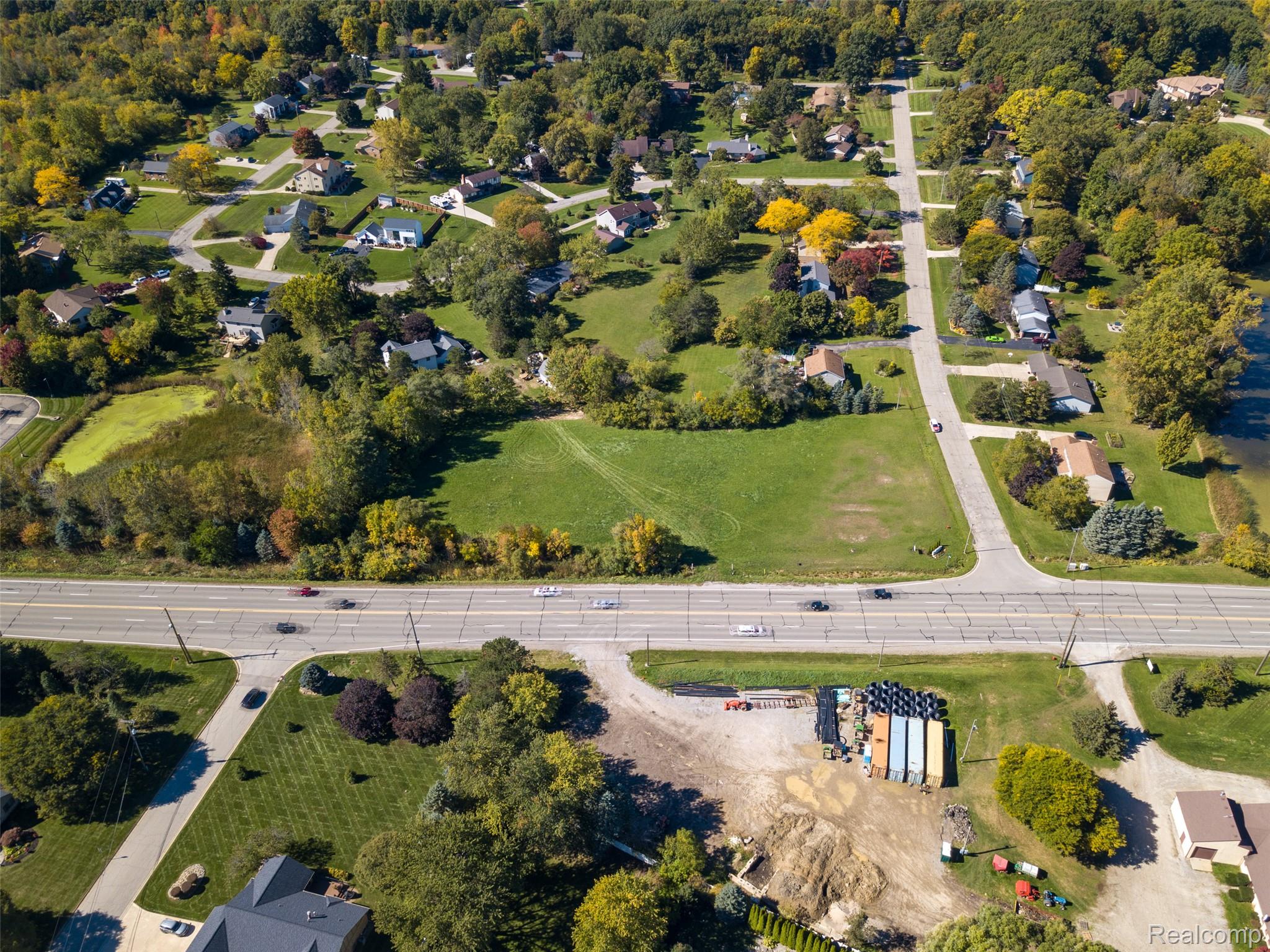 01 S Saginaw ST