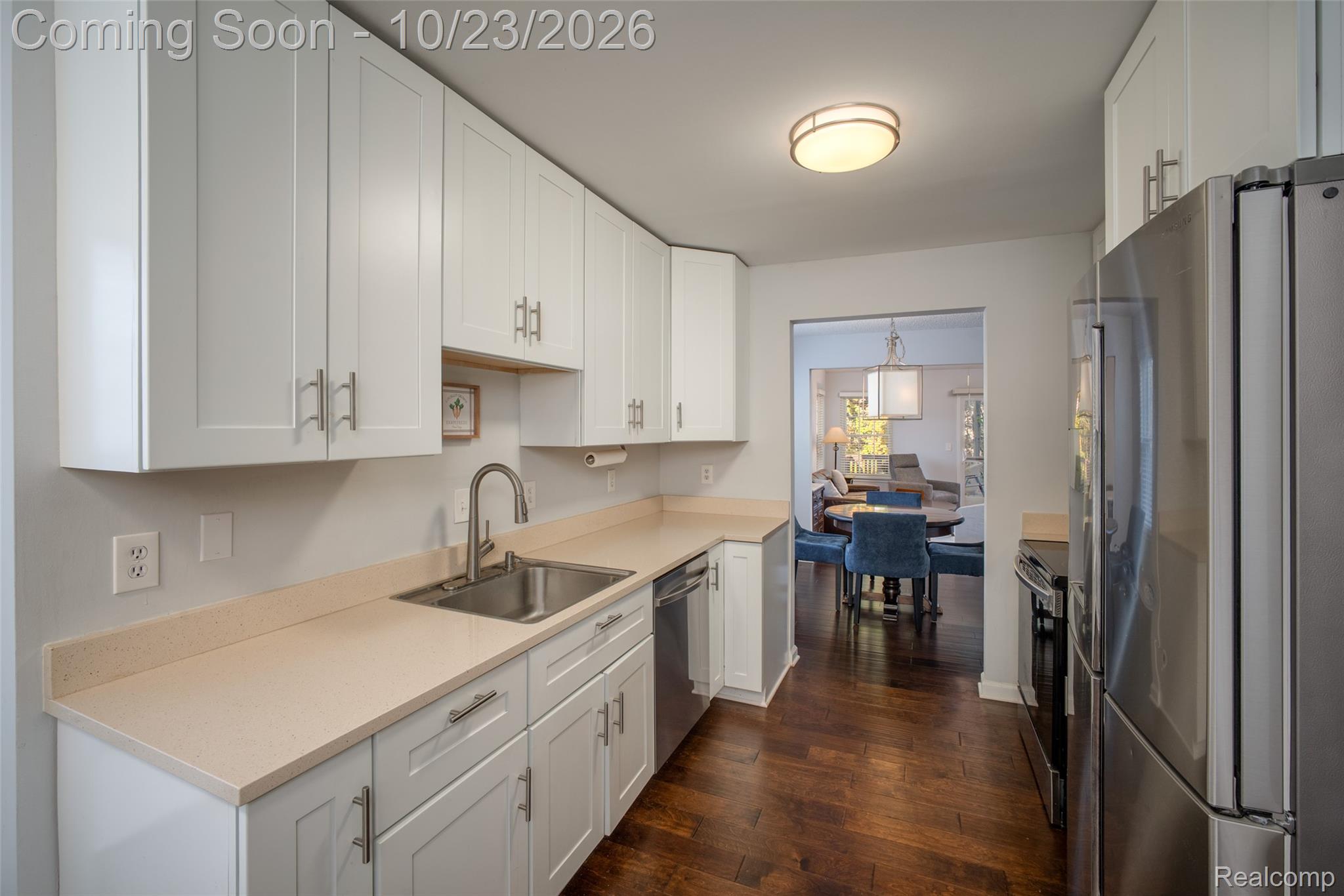 30718 Tanglewood DR