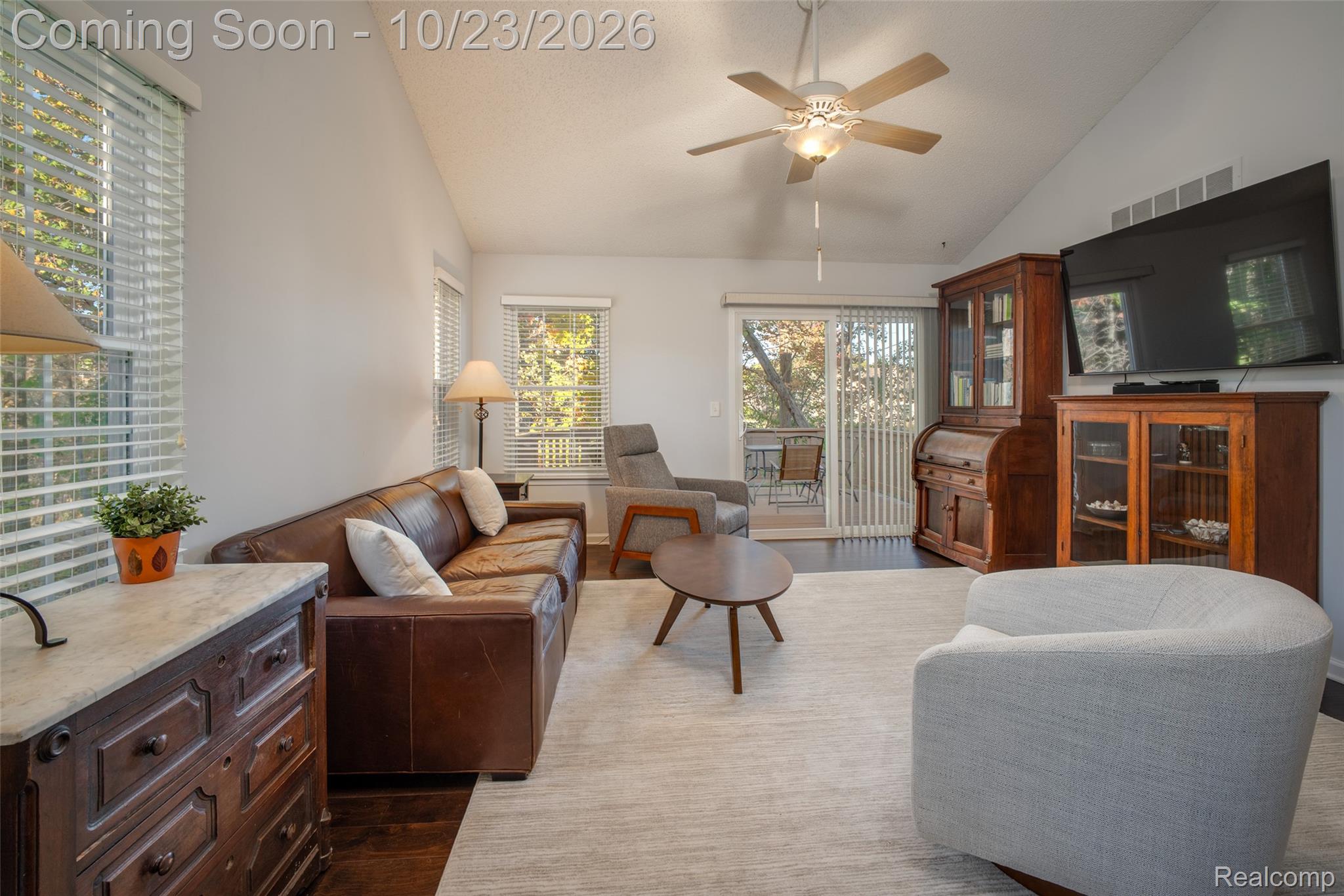 30718 Tanglewood DR