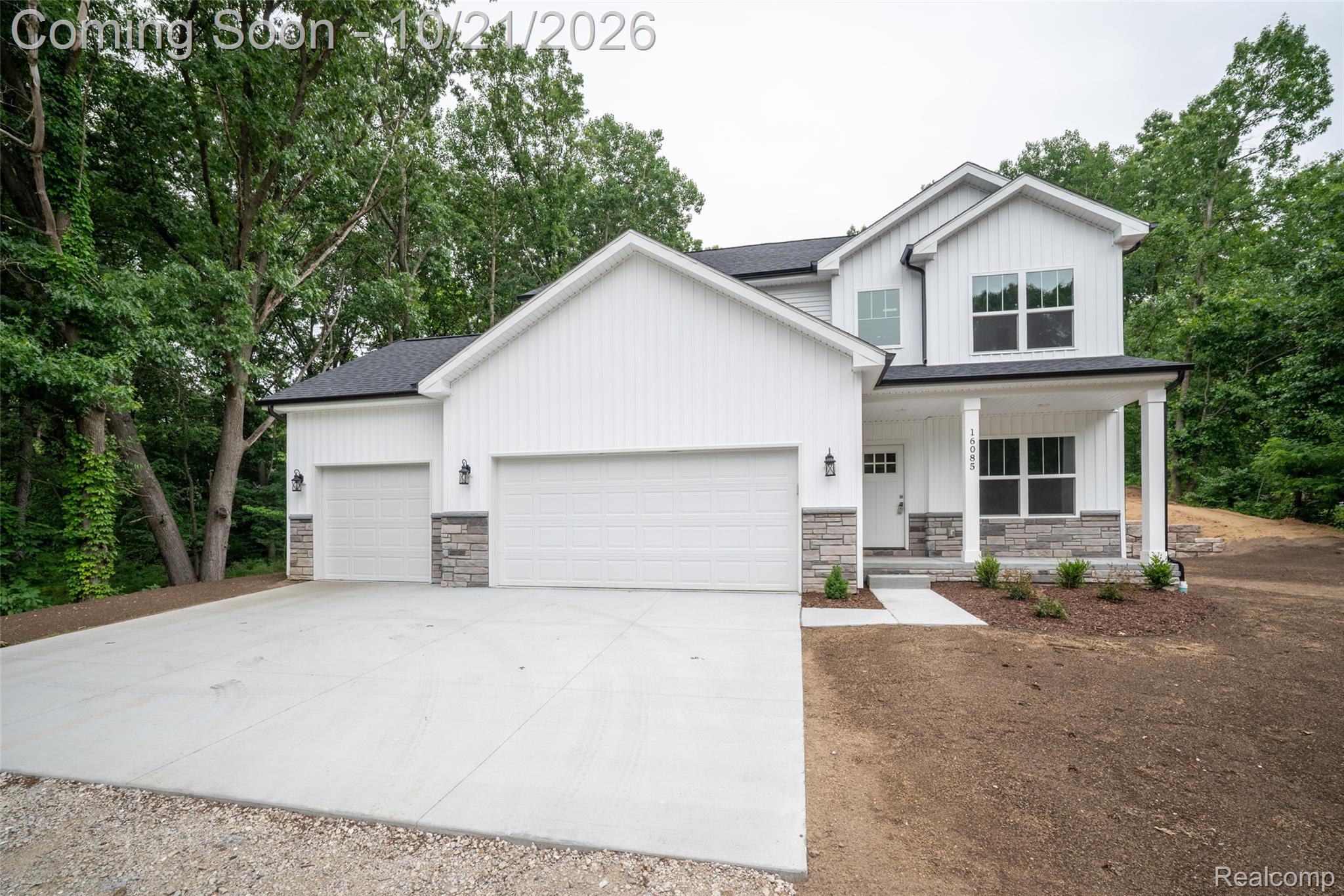 16085 Catalpa Ridge DR