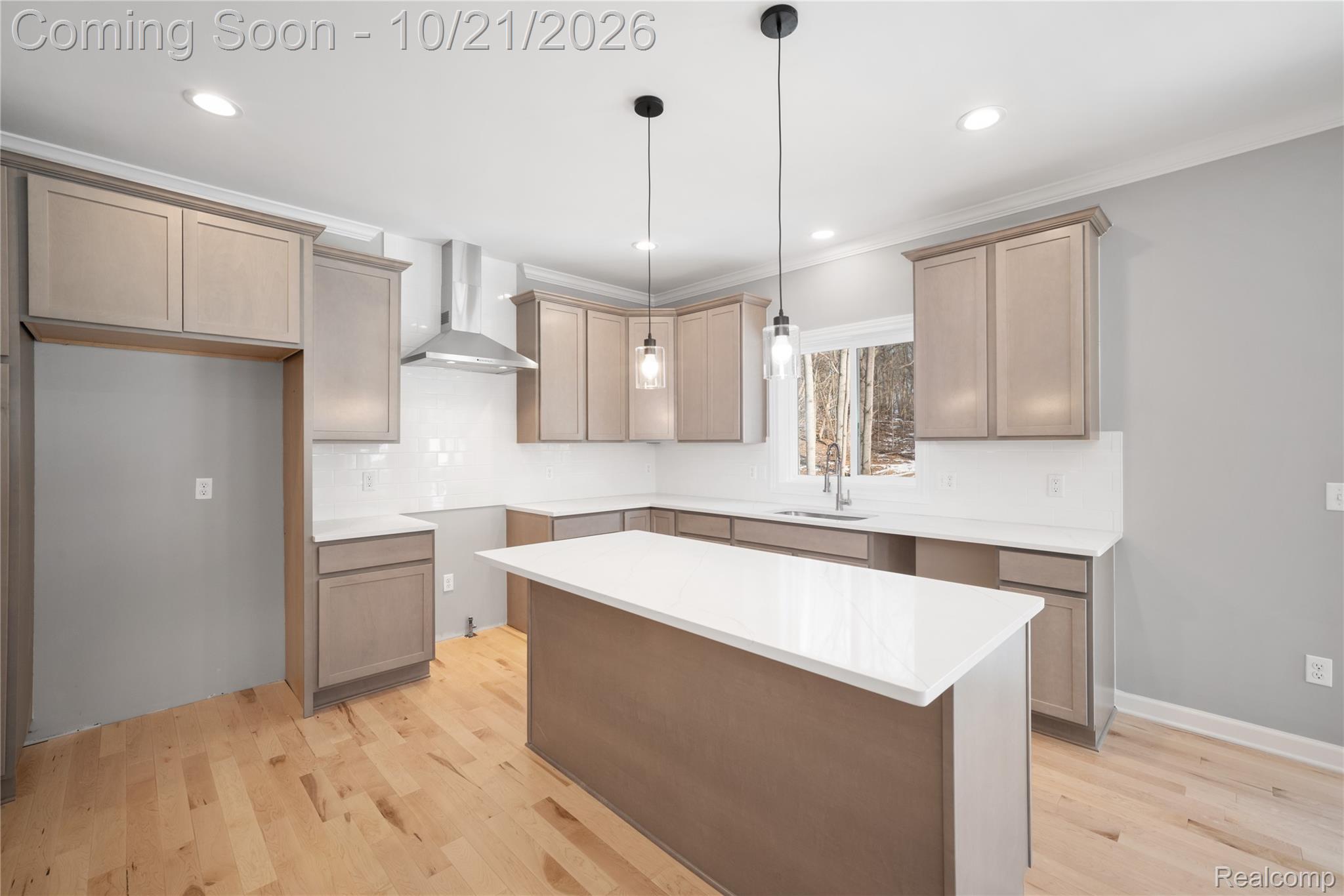 16085 Catalpa Ridge DR