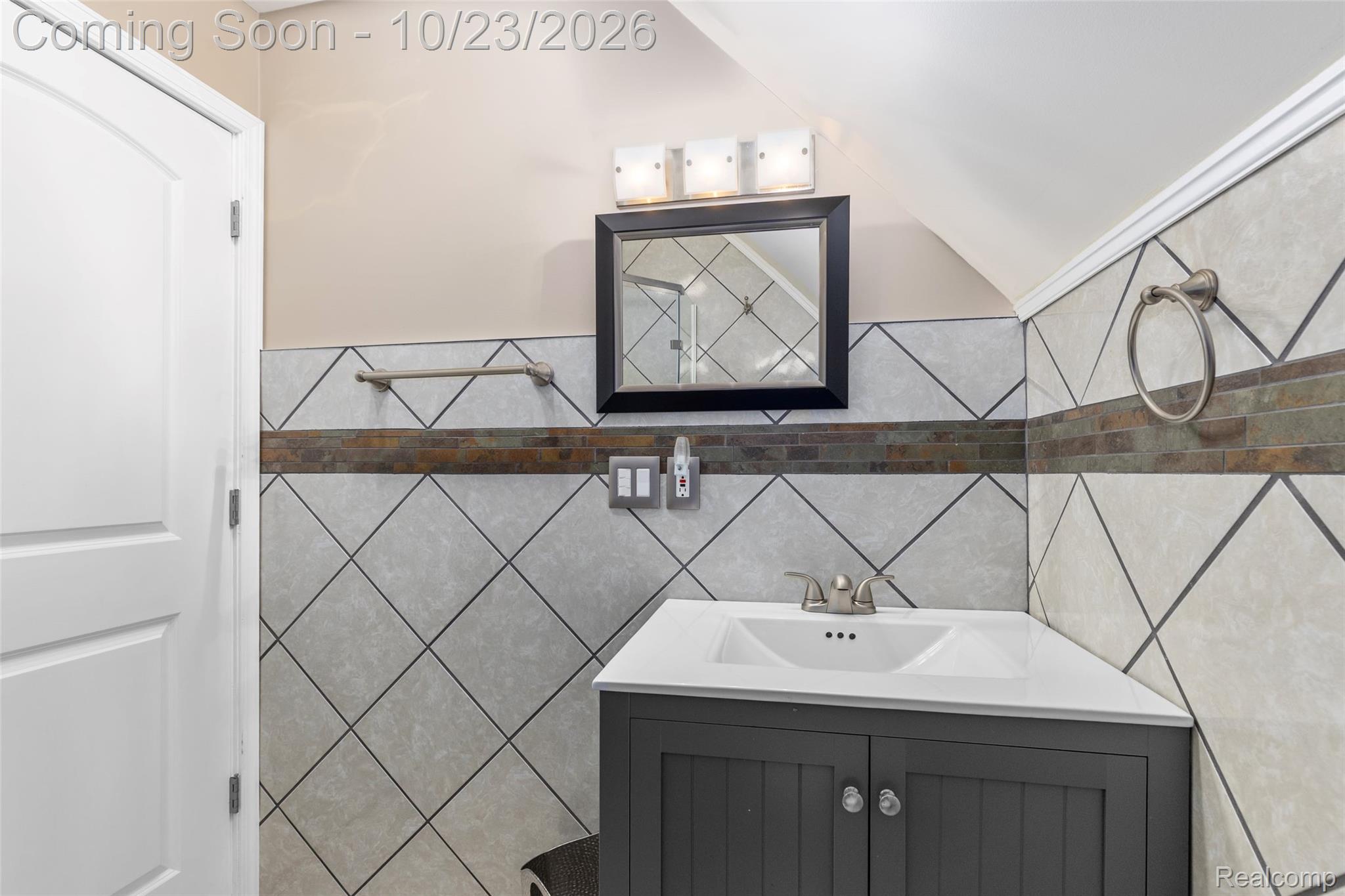 506 McLachlan PT