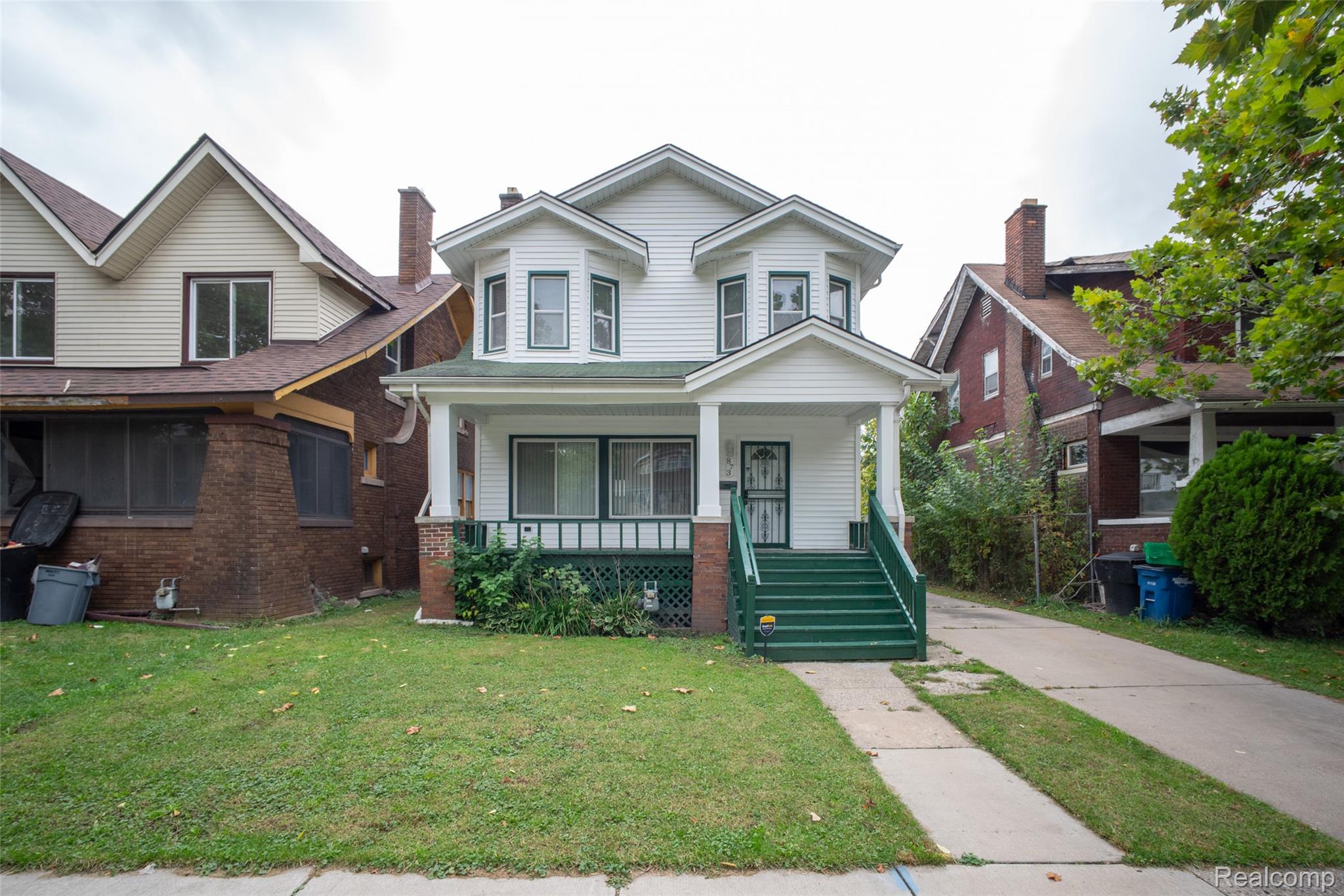 873 Algonquin ST