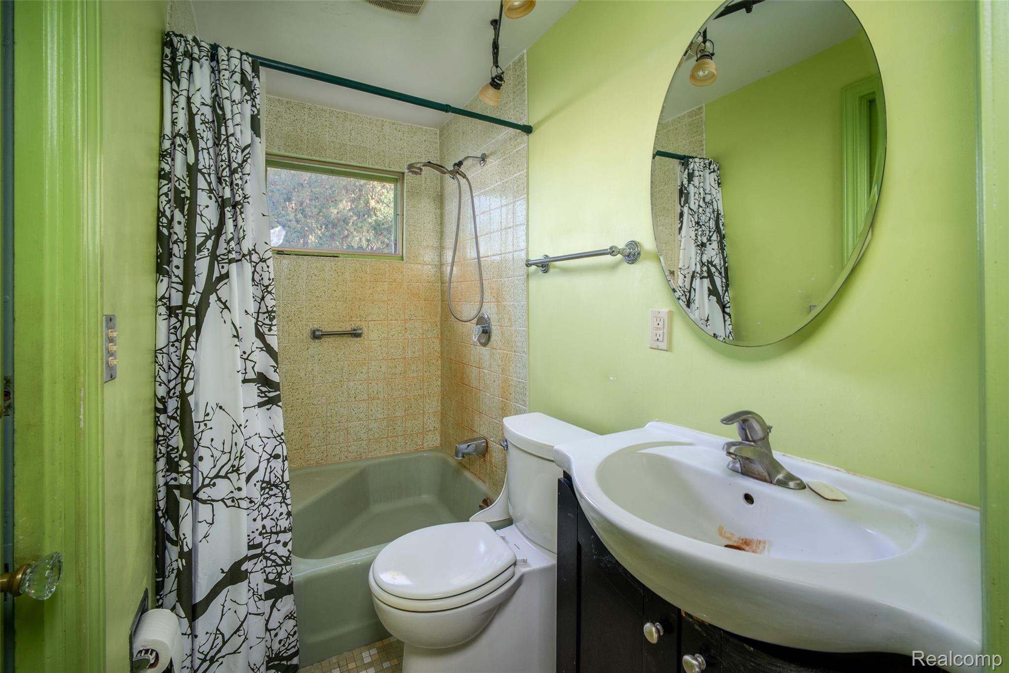 1776 Eagle Point RD