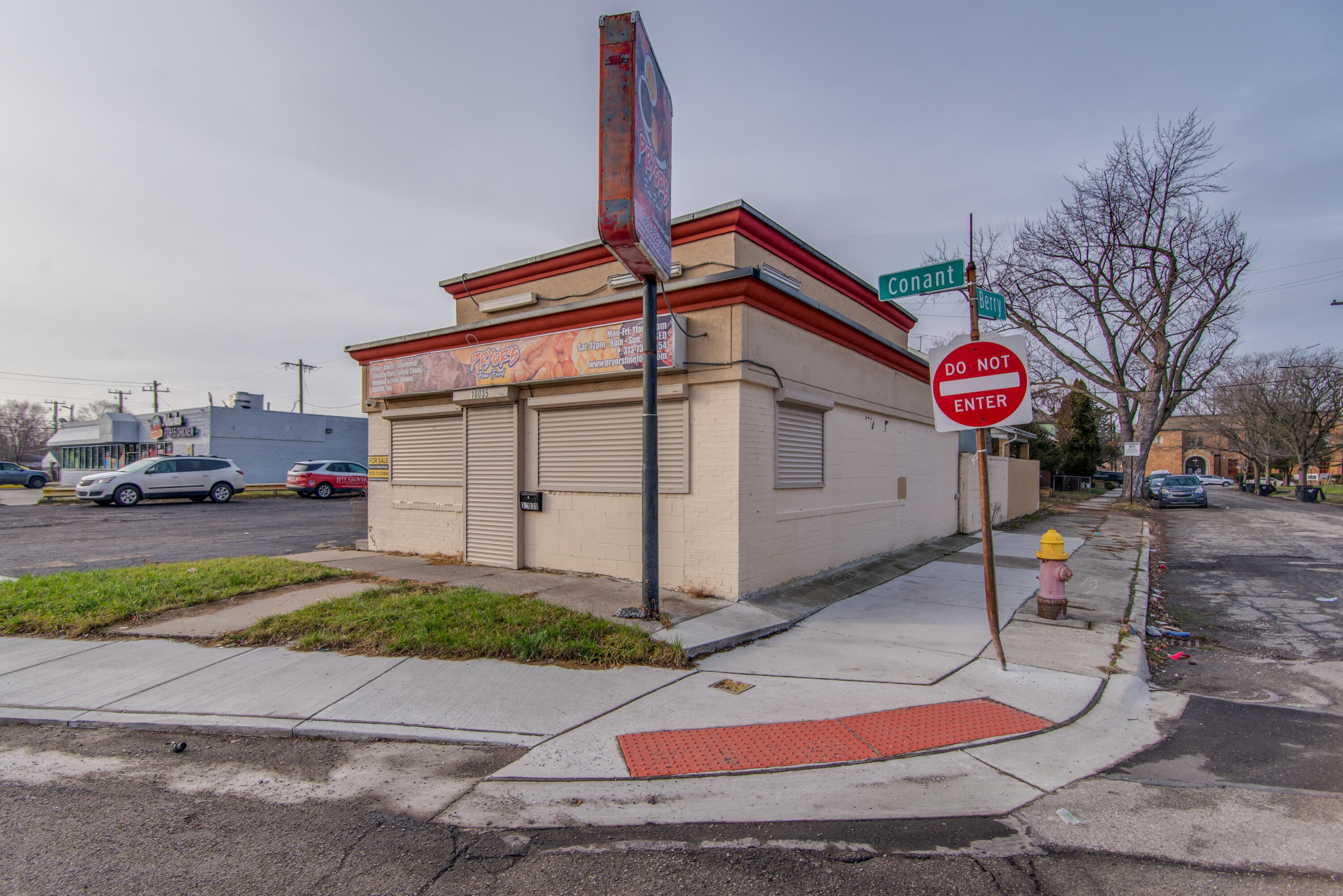 18035 Conant