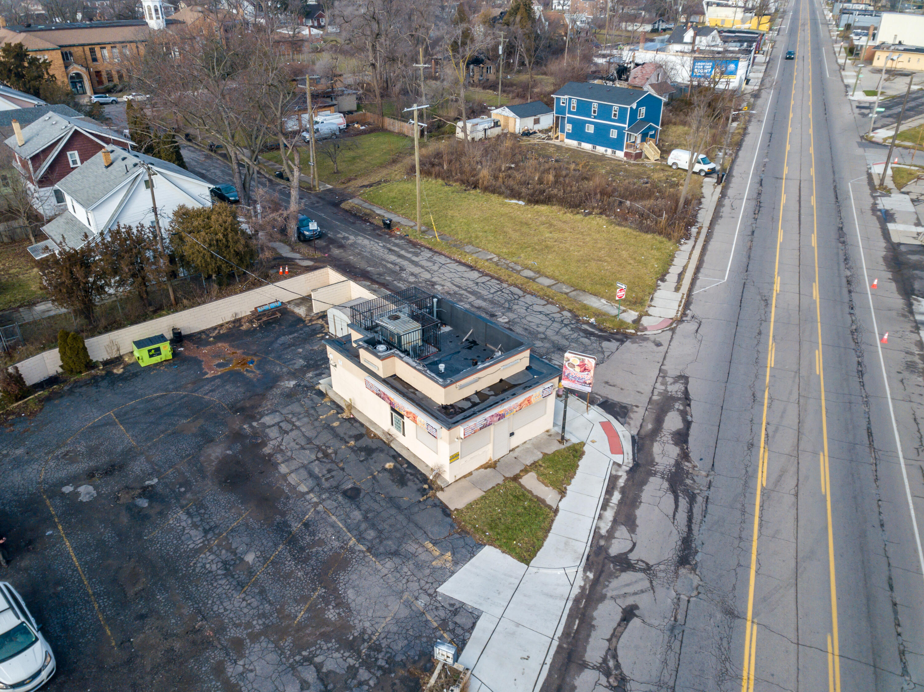 18035 Conant