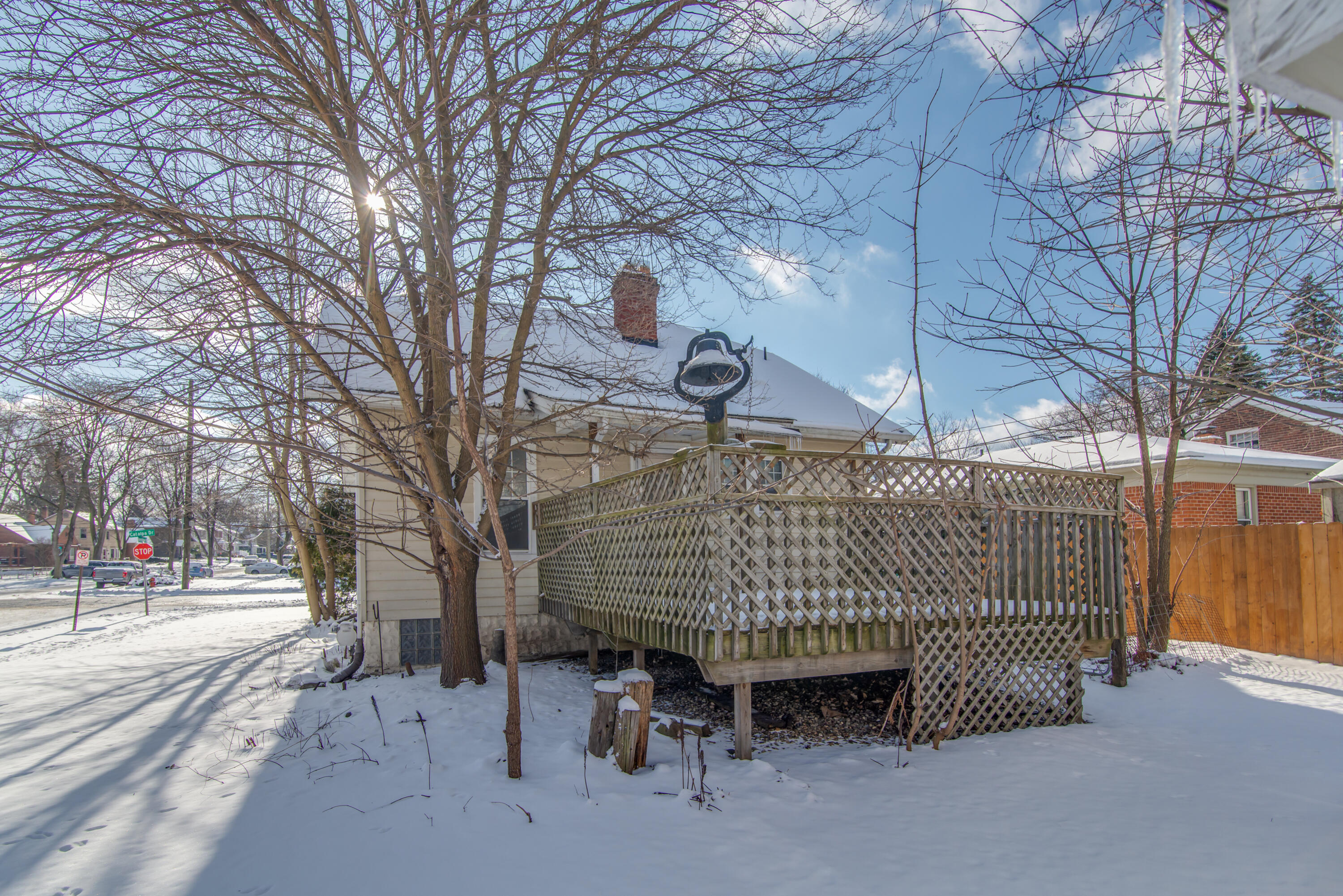 1402 Catalpa Drive