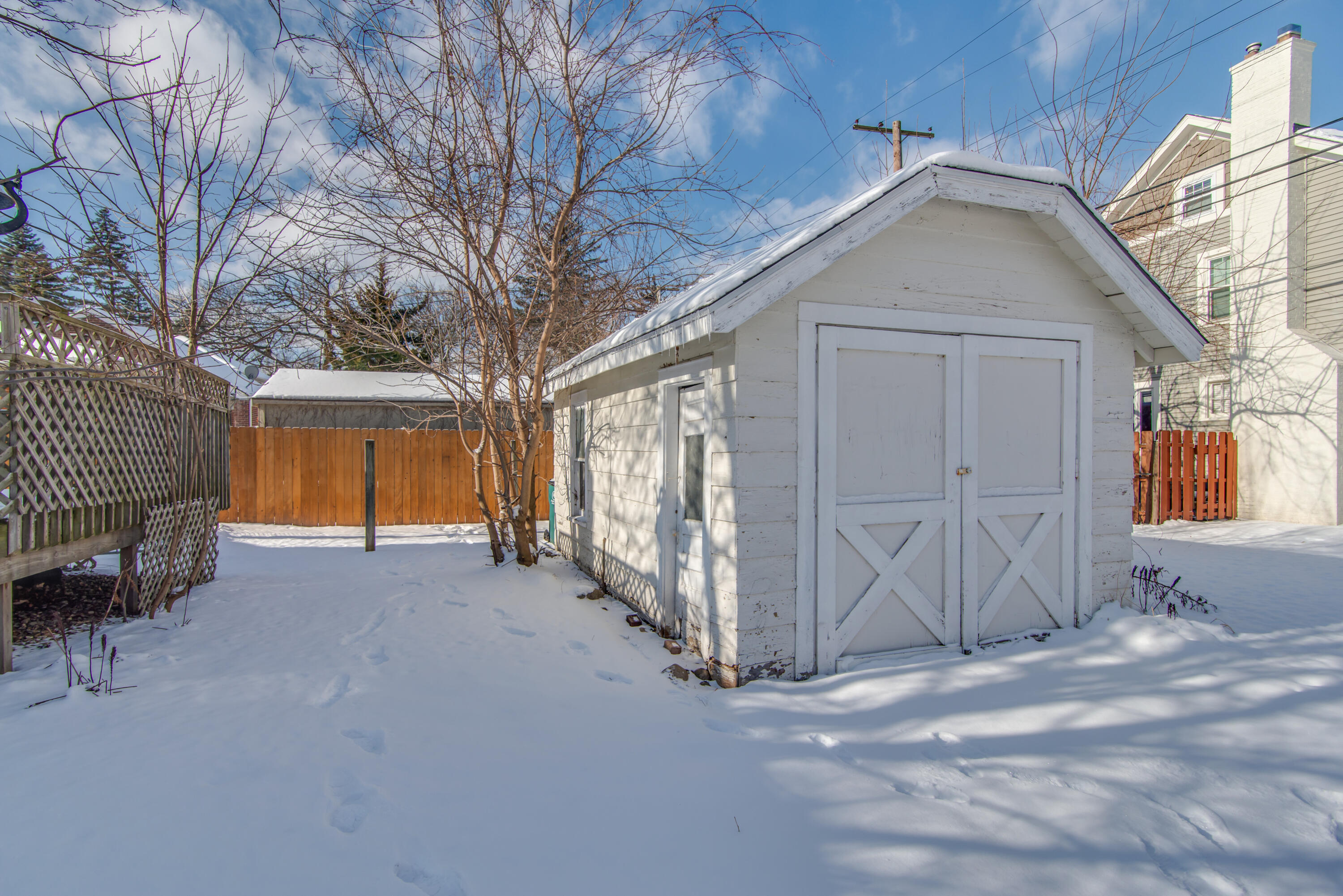1402 Catalpa Drive