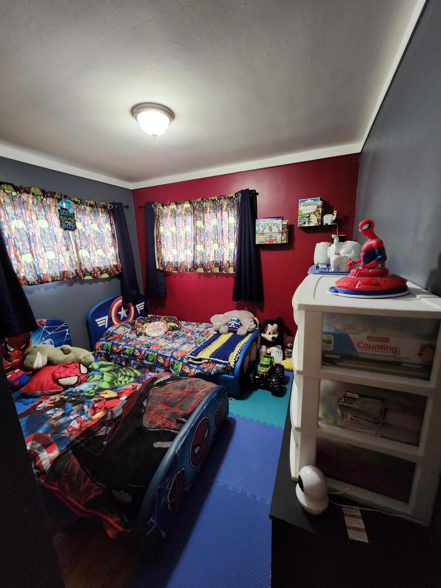 9591 Woodbine