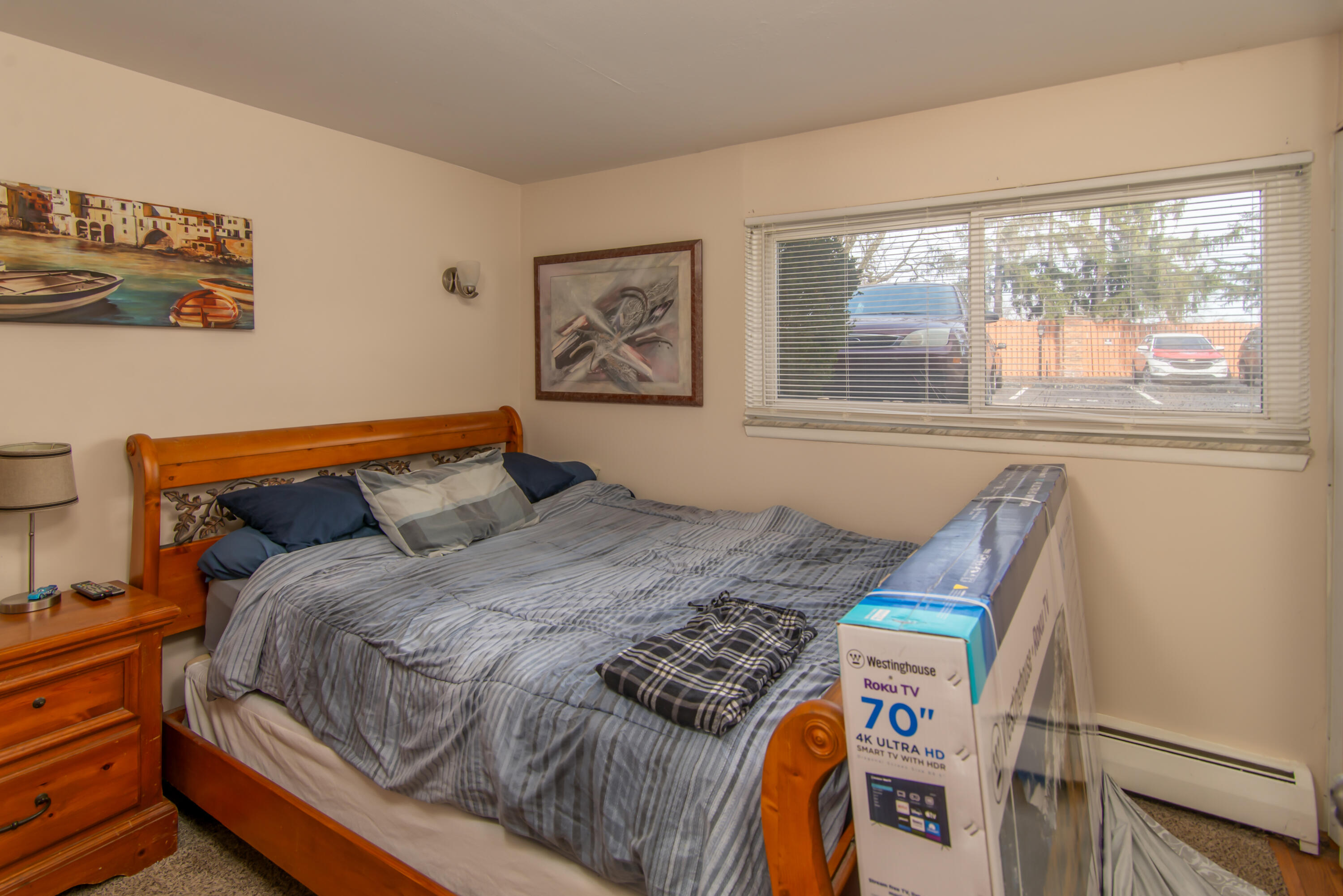 31831 Grand River Avenue 55