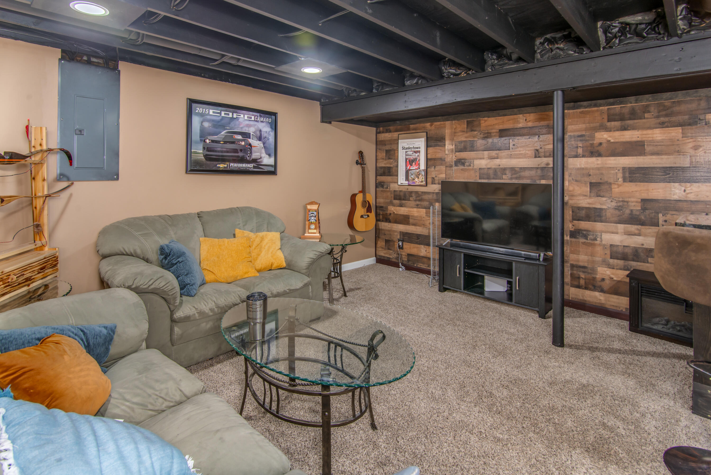 2381 W Thompson Road