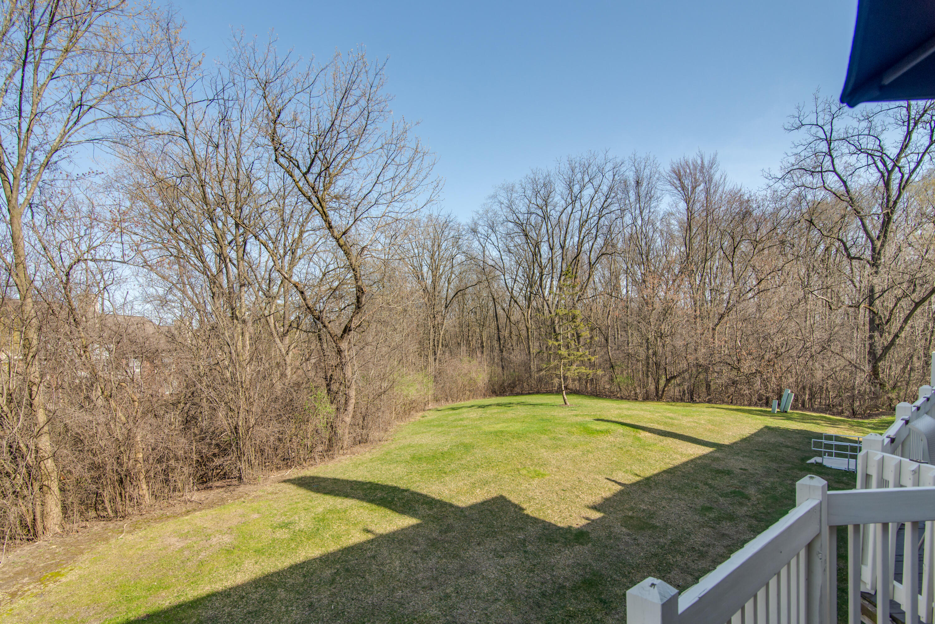 2737 Hogan Way, 3