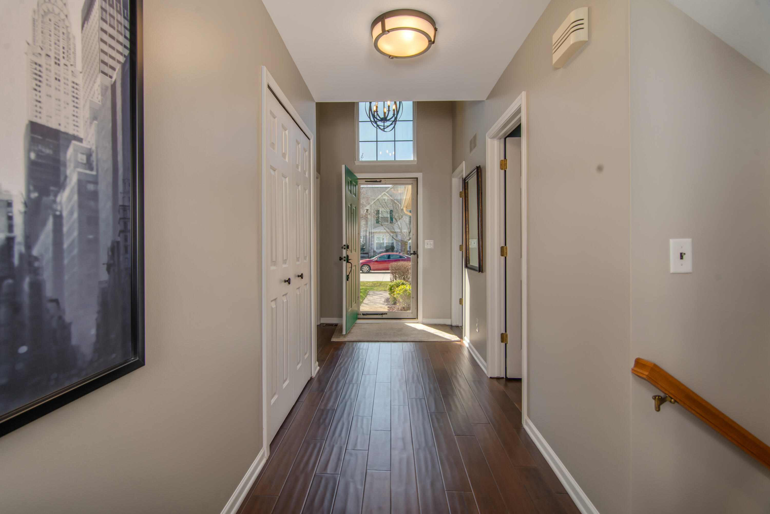2737 Hogan Way, 3