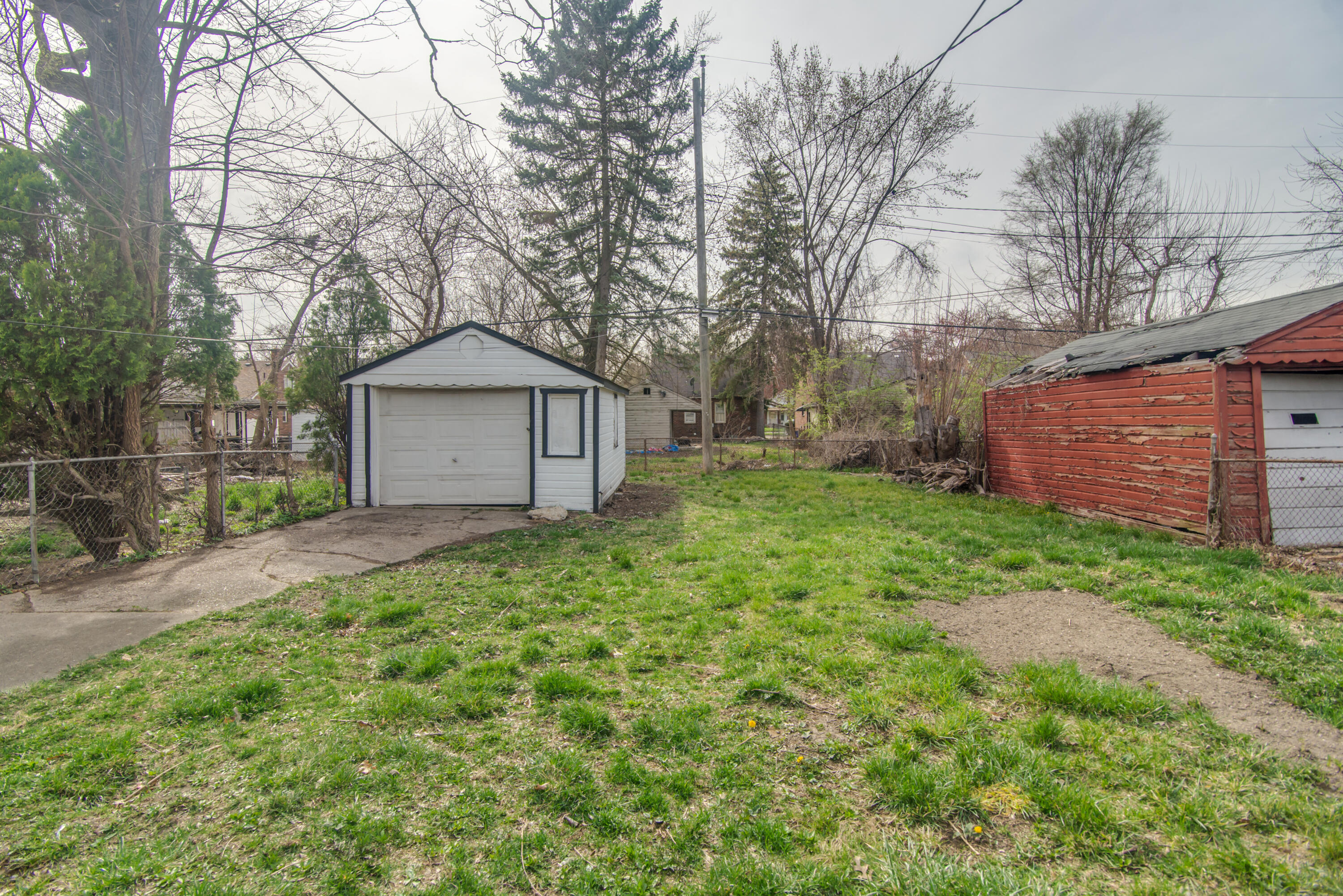 10001 Patton Street