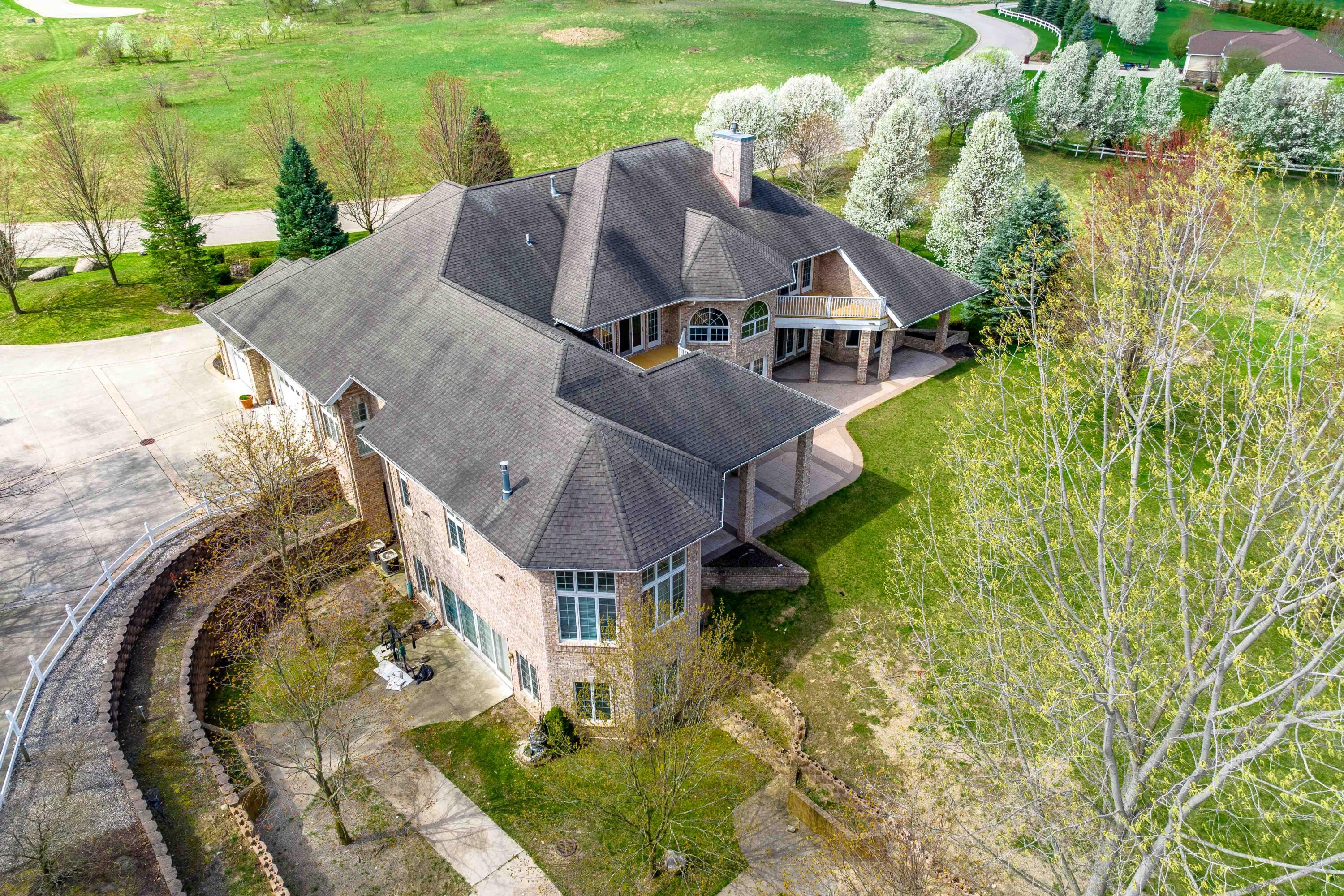 2528 Kingston Farm Lane