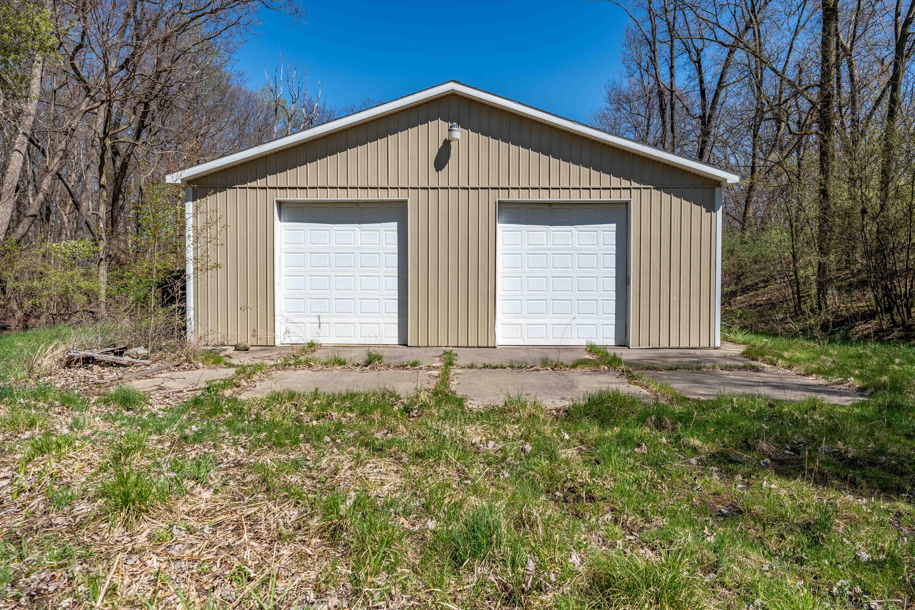 2528 Kingston Farm Lane