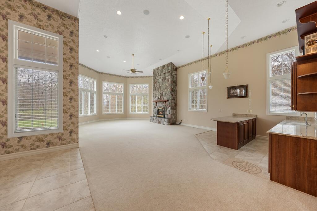 2528 Kingston Farm Lane