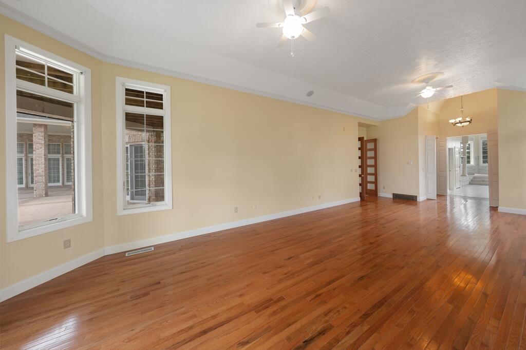 2528 Kingston Farm Lane