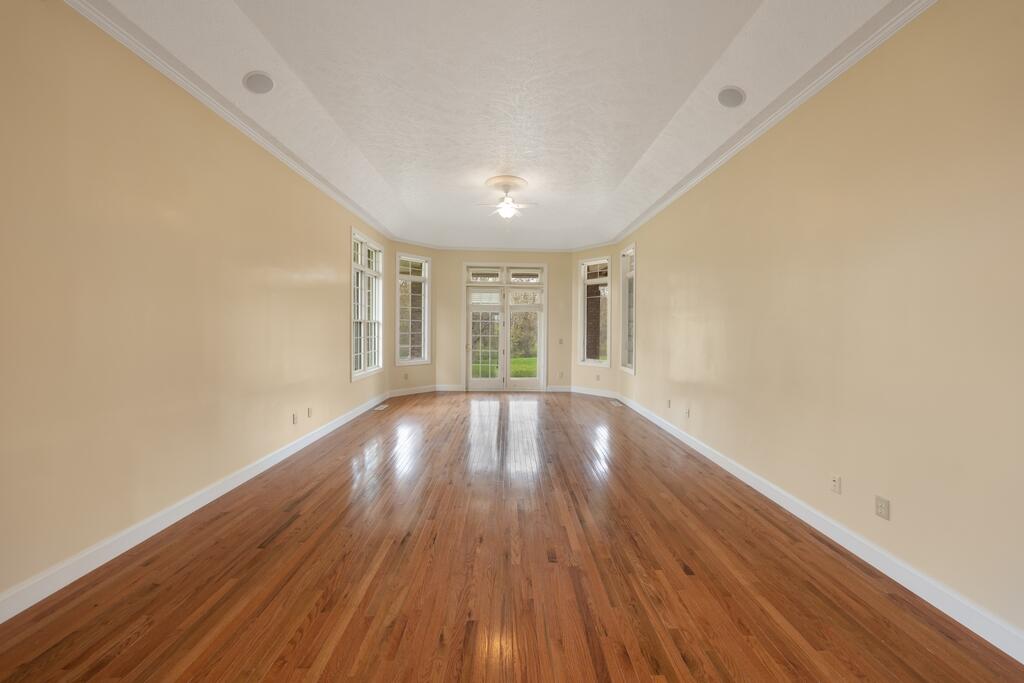 2528 Kingston Farm Lane