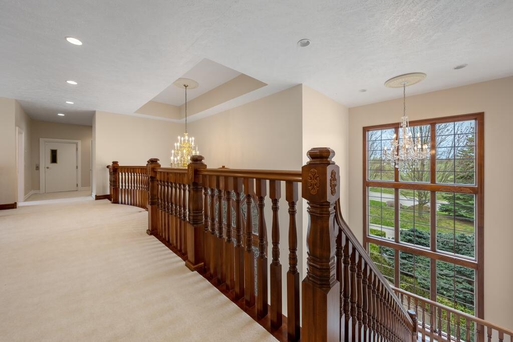 2528 Kingston Farm Lane