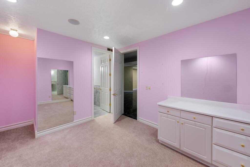 2528 Kingston Farm Lane
