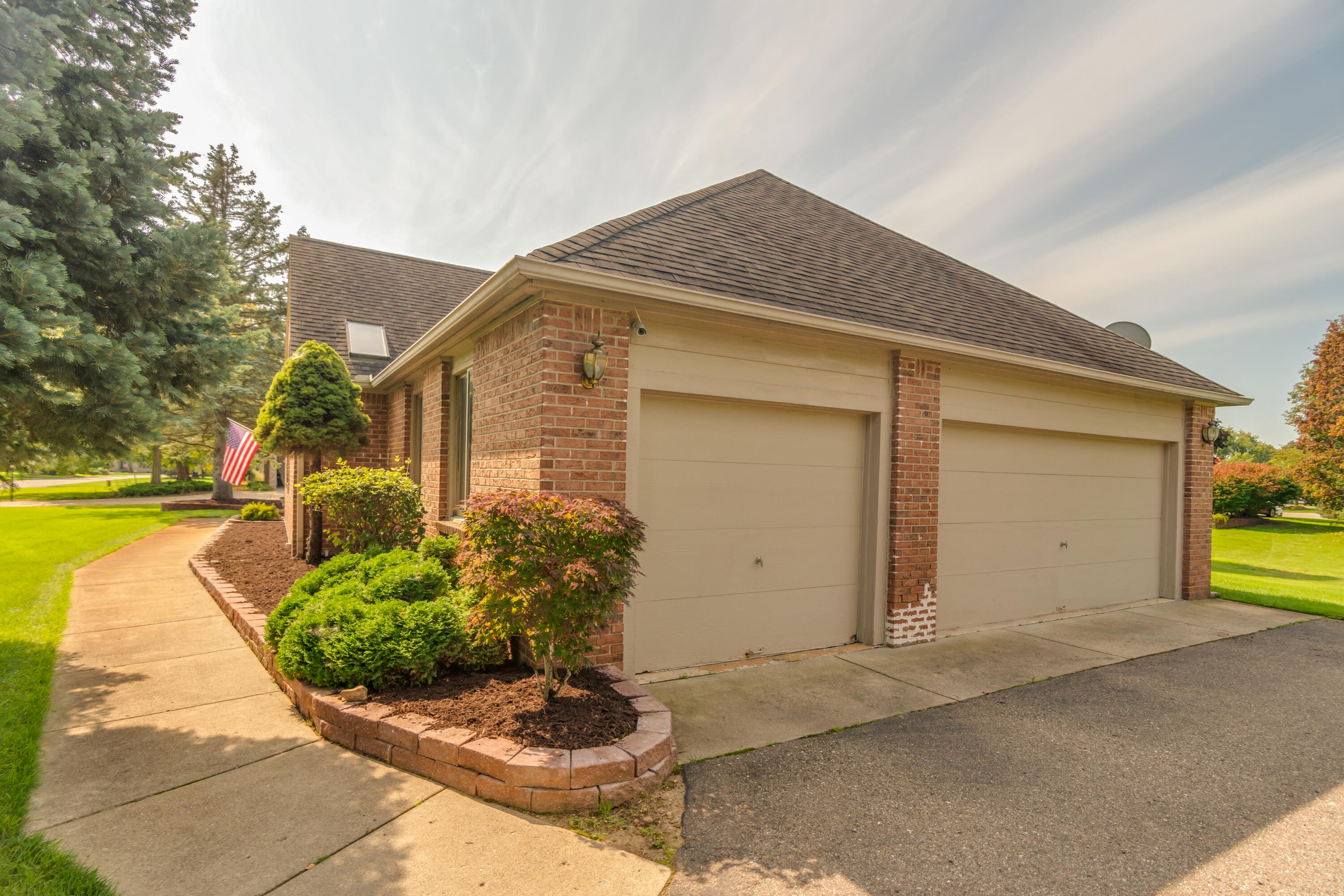 10050 Devonshire Drive