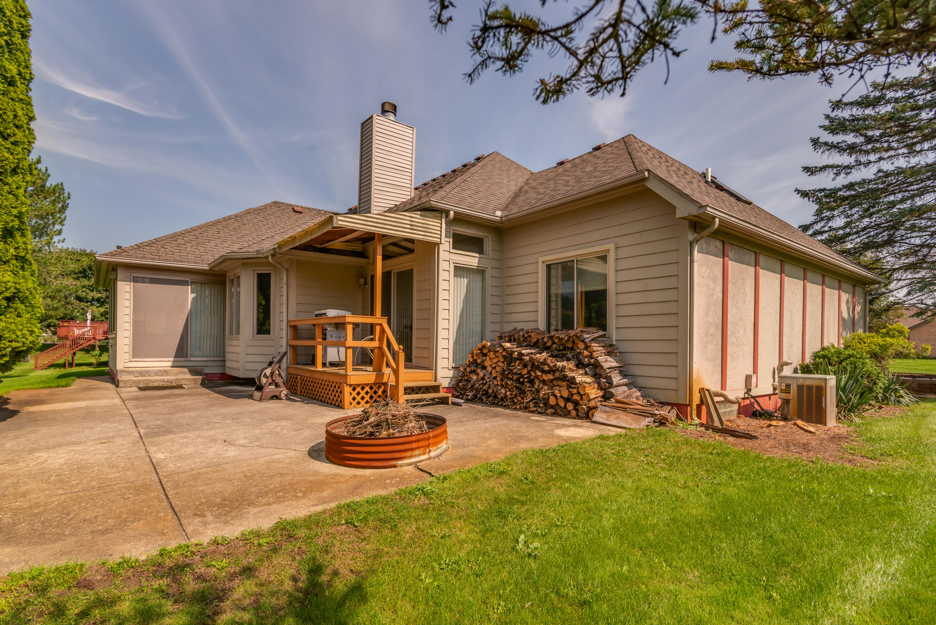 10050 Devonshire Drive