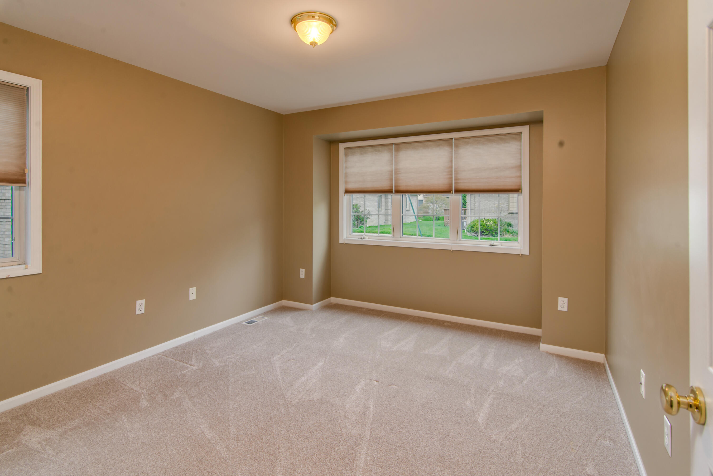 11 Hickory Court