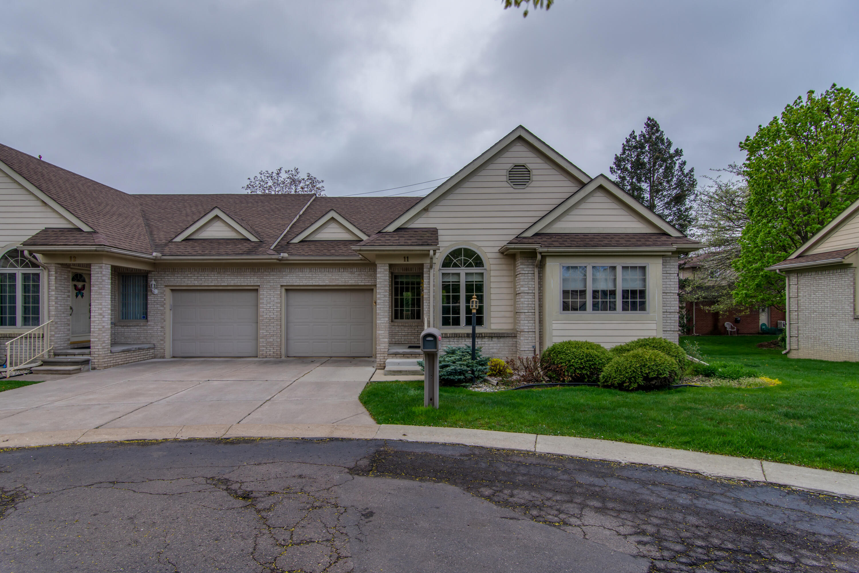 11 Hickory Court