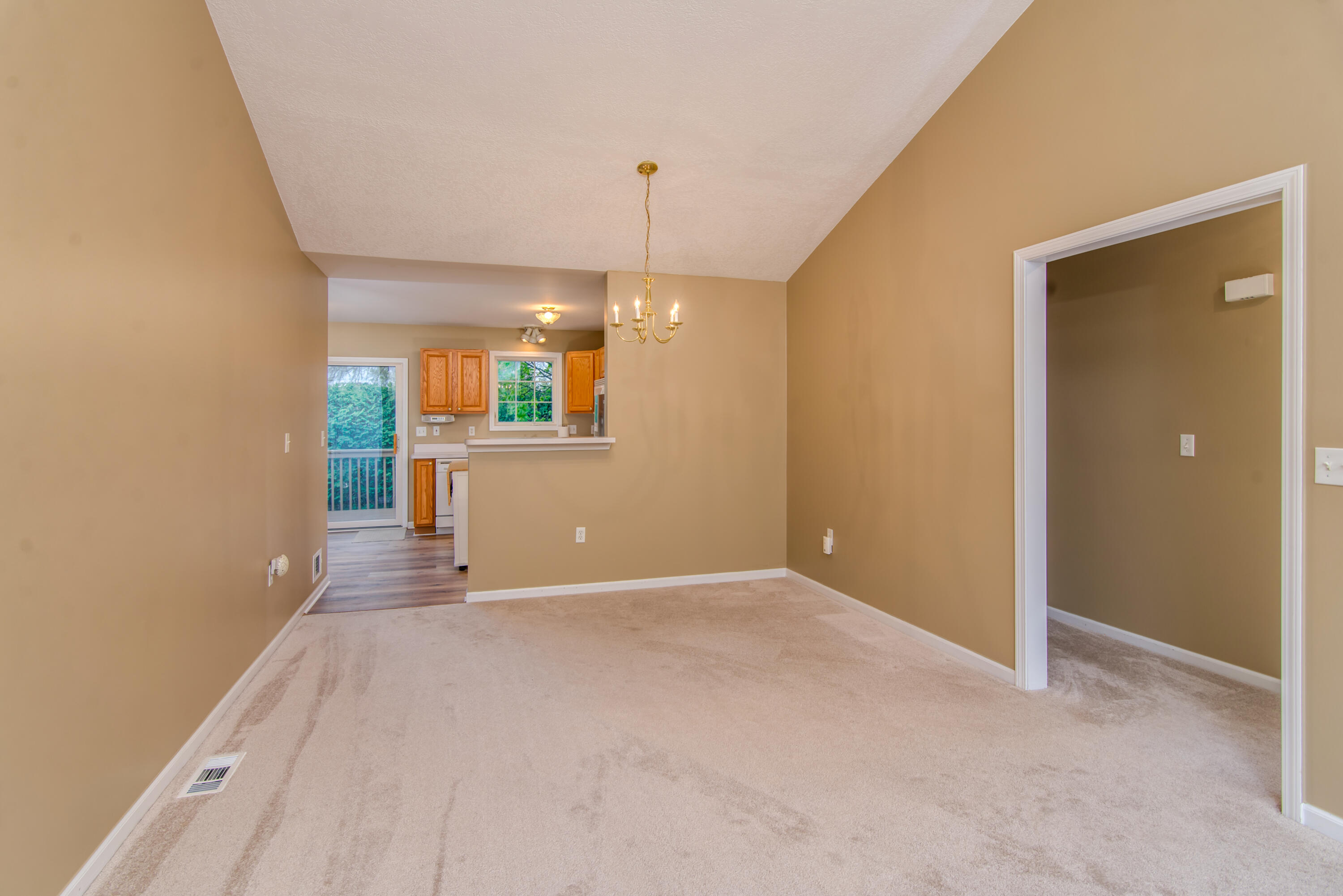 11 Hickory Court