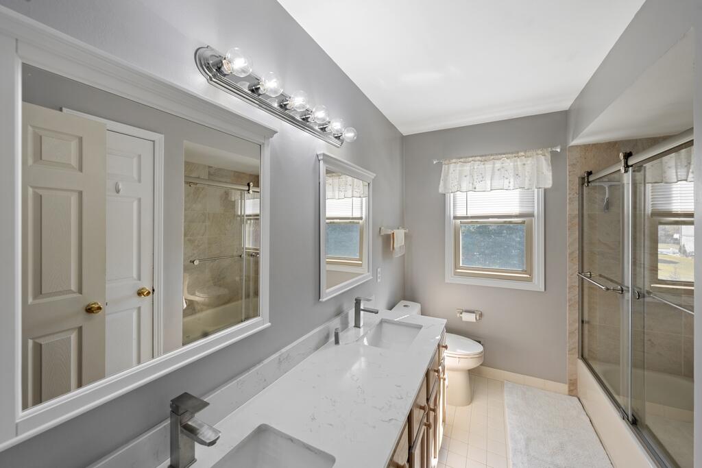 19294 Fairlane Court