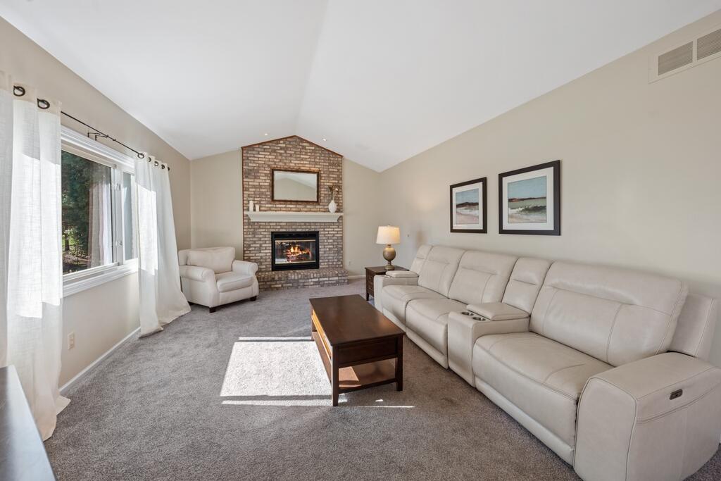 19294 Fairlane Court