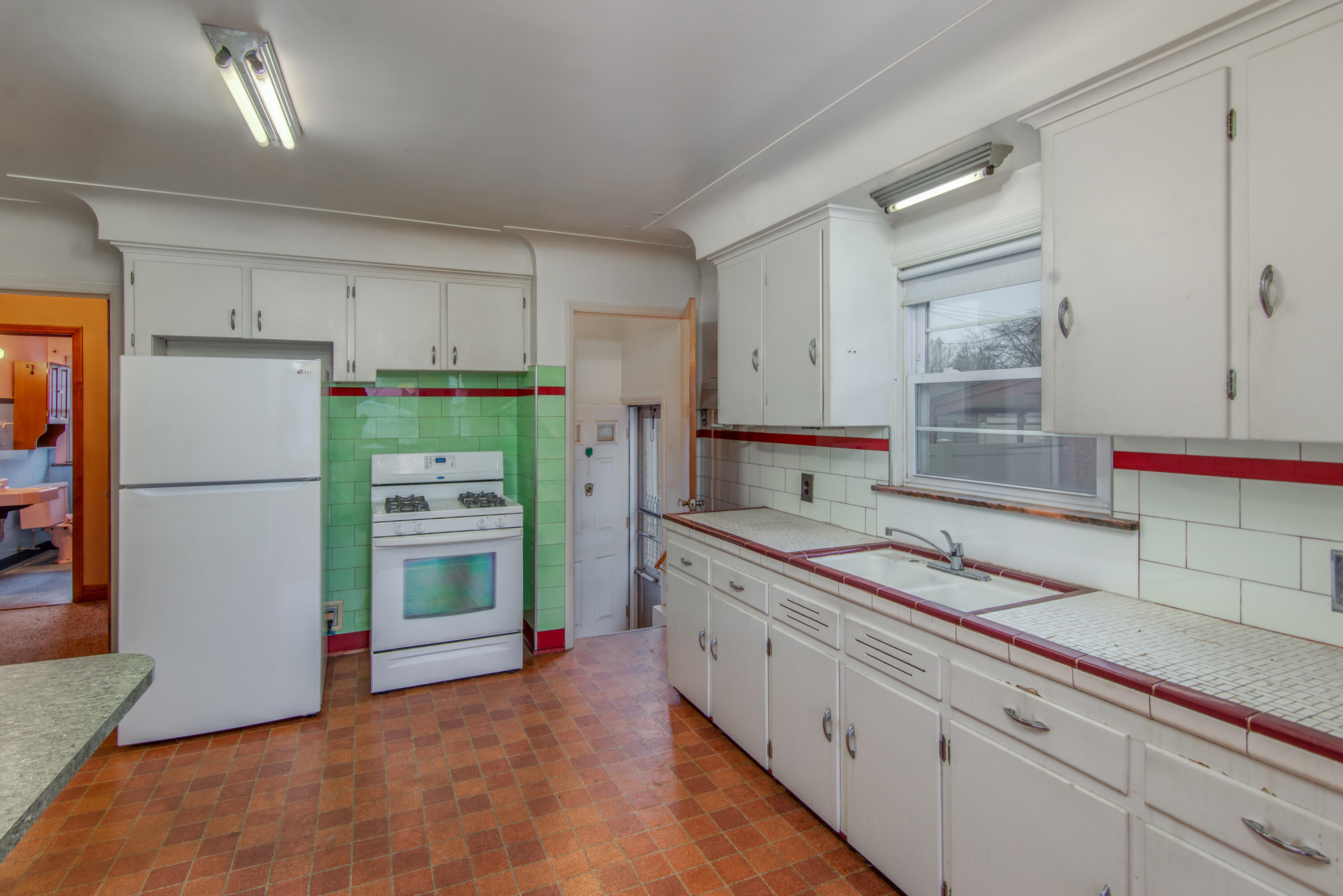 1210 Champaign Road