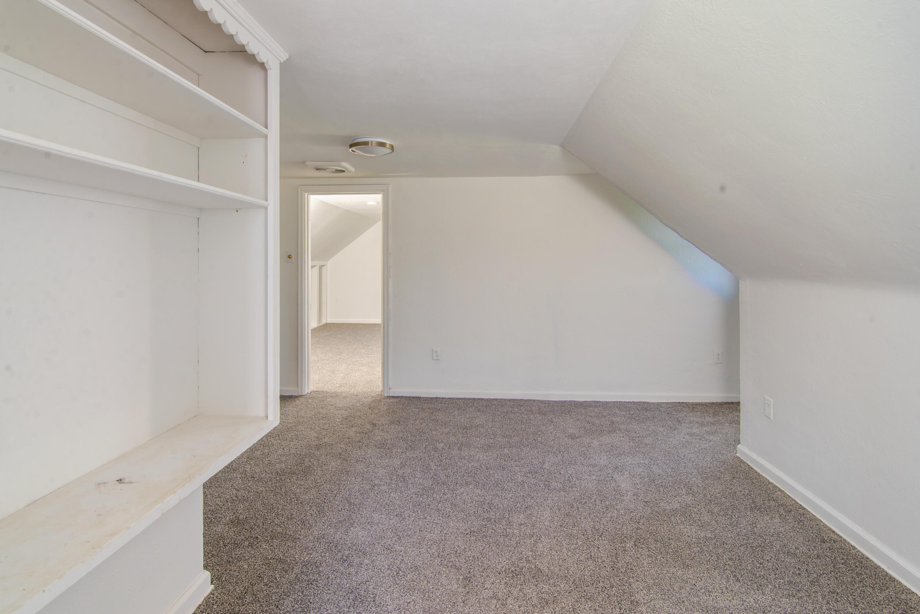 6748 Green Road