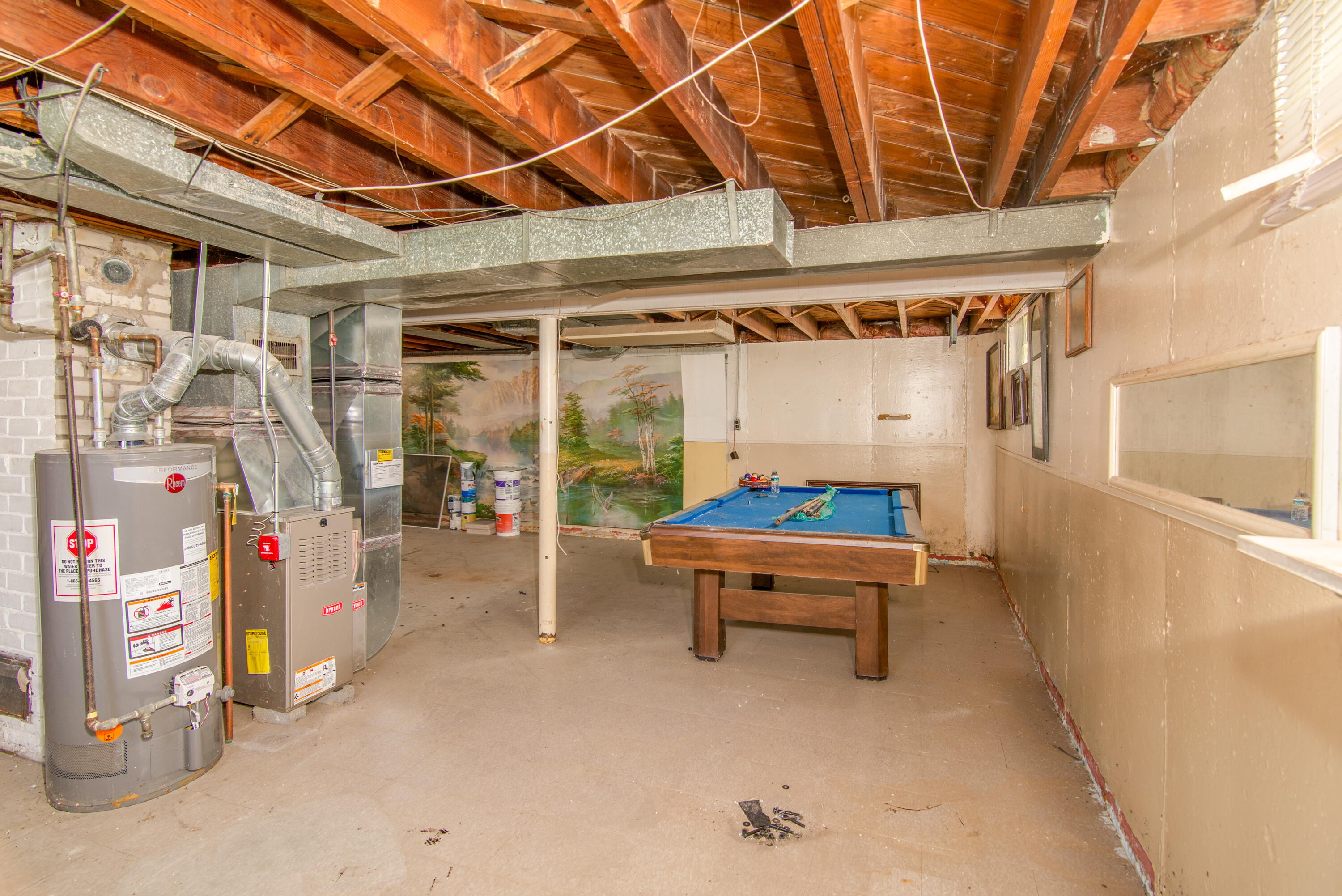 9263 Schaefer Highway