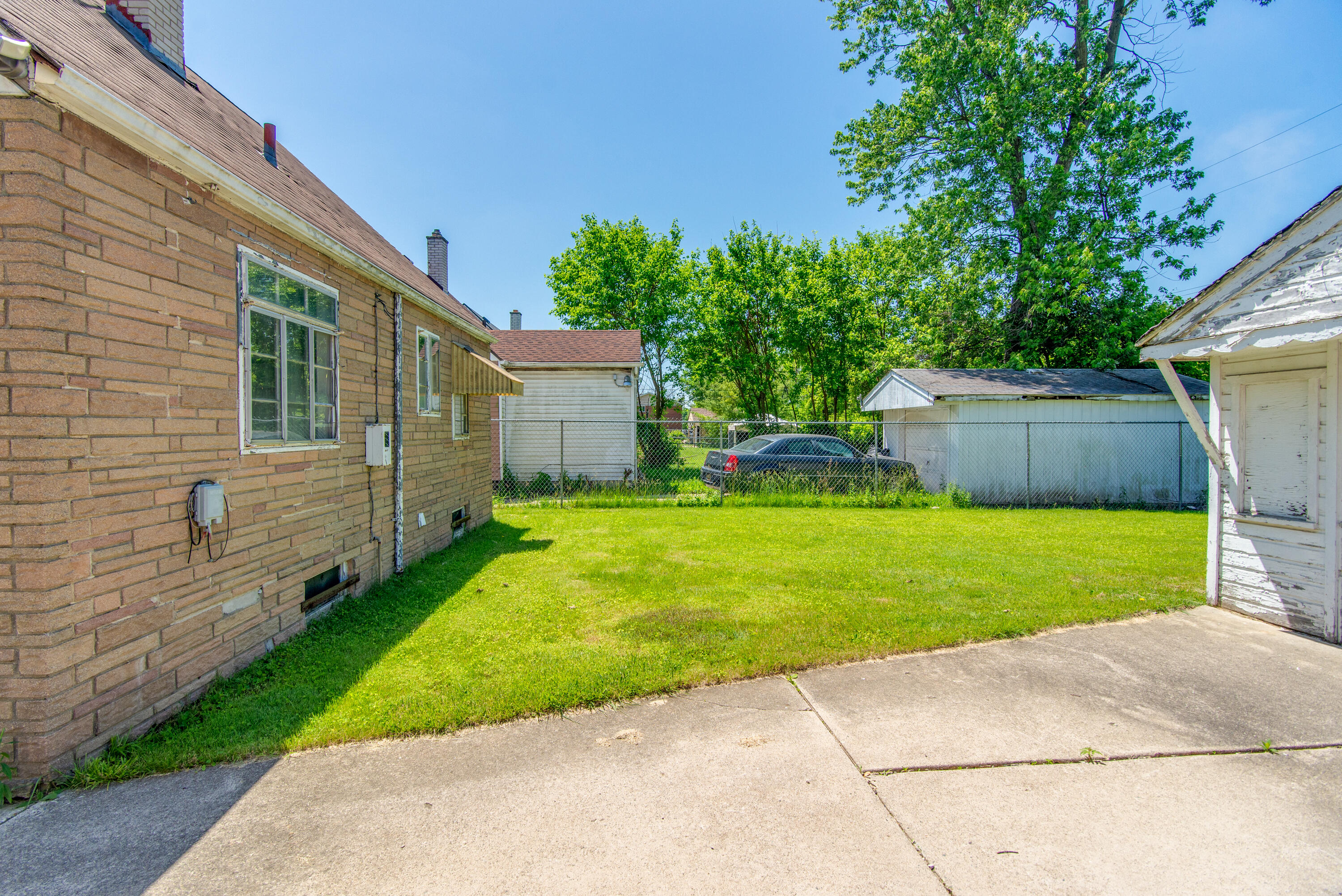 9247 Schaefer Highway