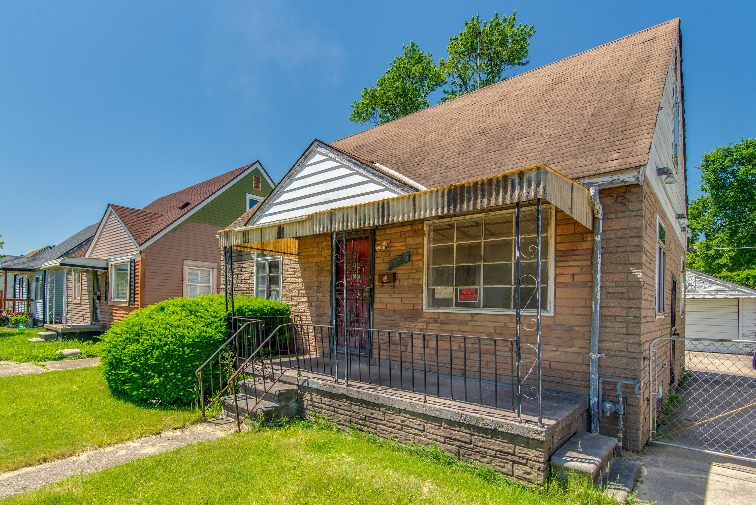 9247 Schaefer Highway