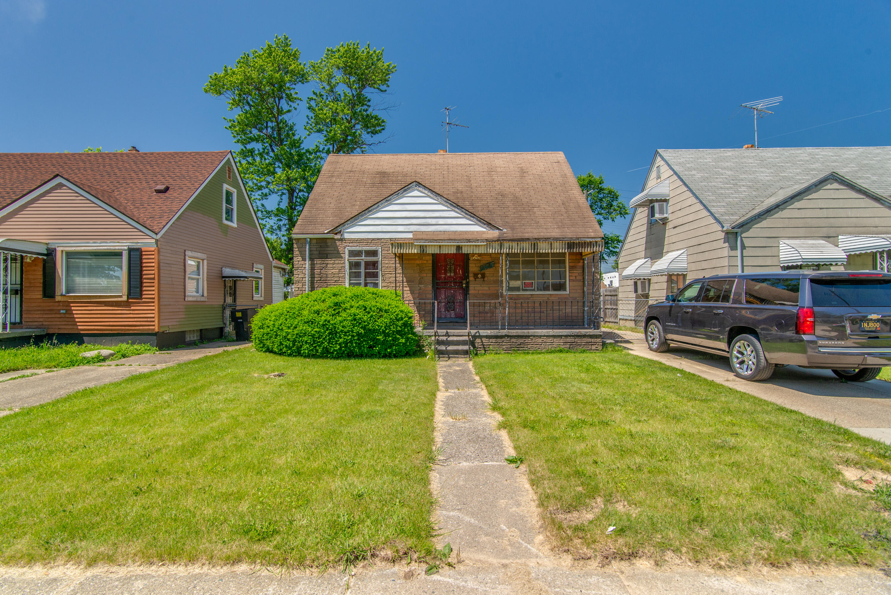 9247 Schaefer Highway