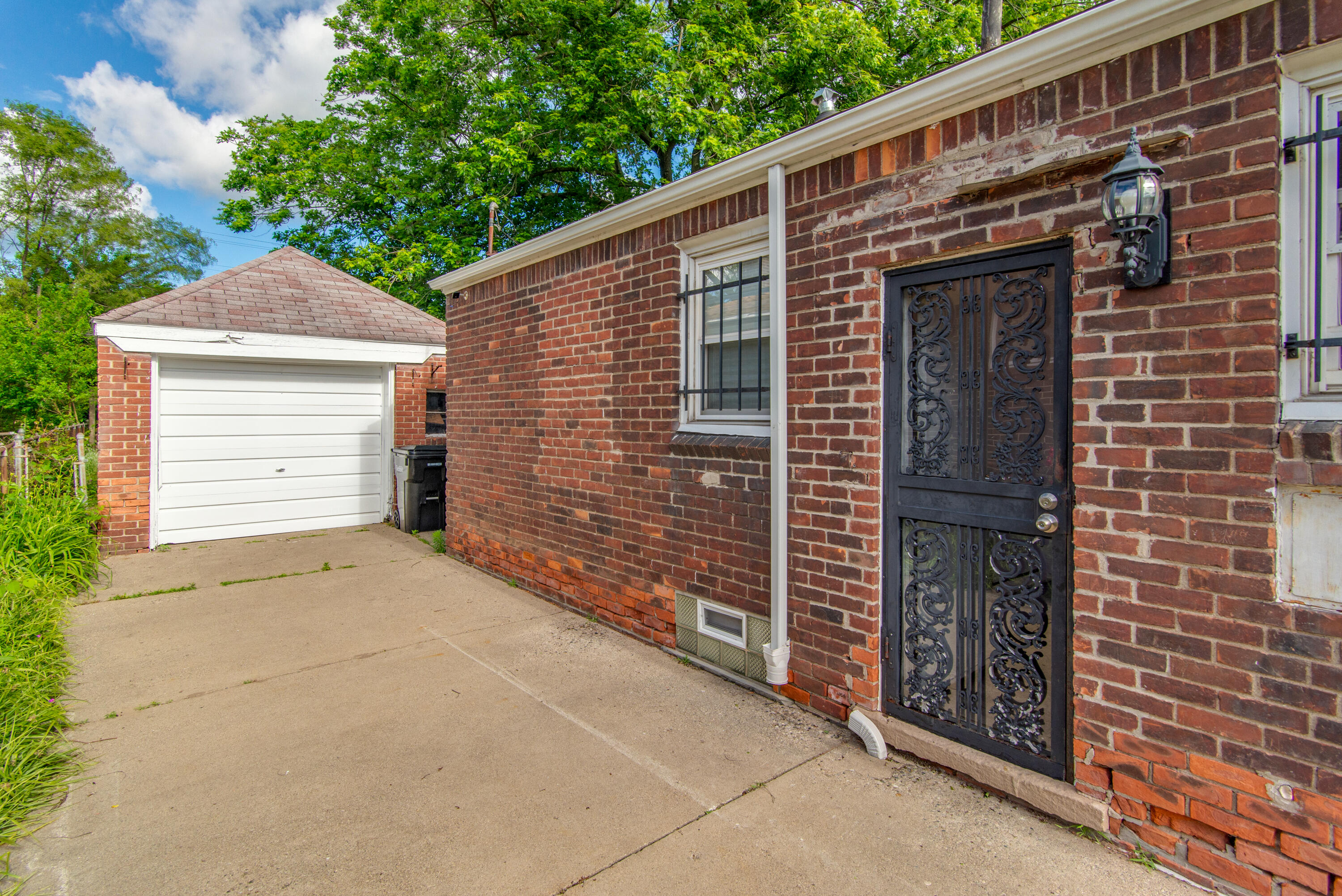 20143 Roselawn Street