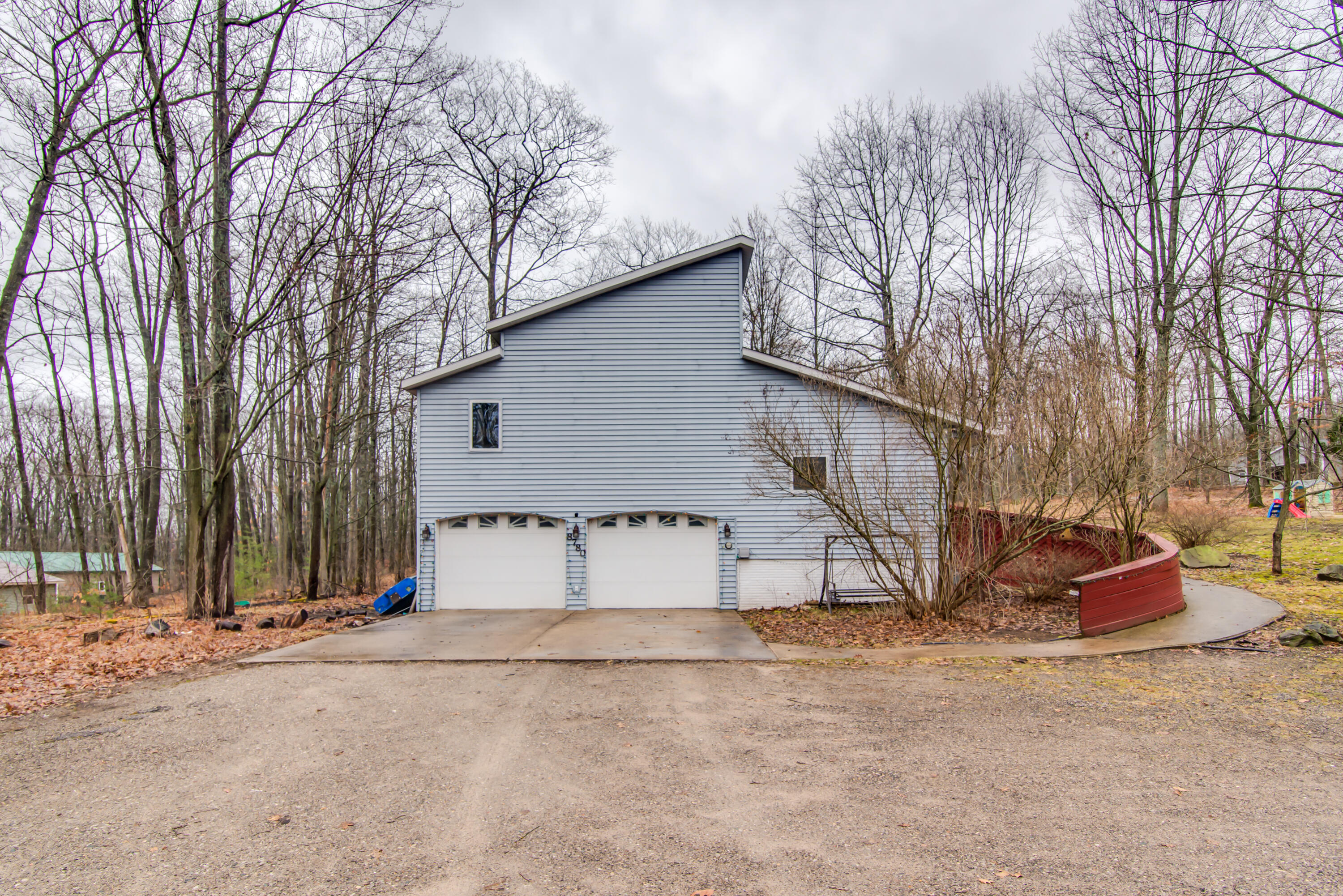 8780 N Loxley Road
