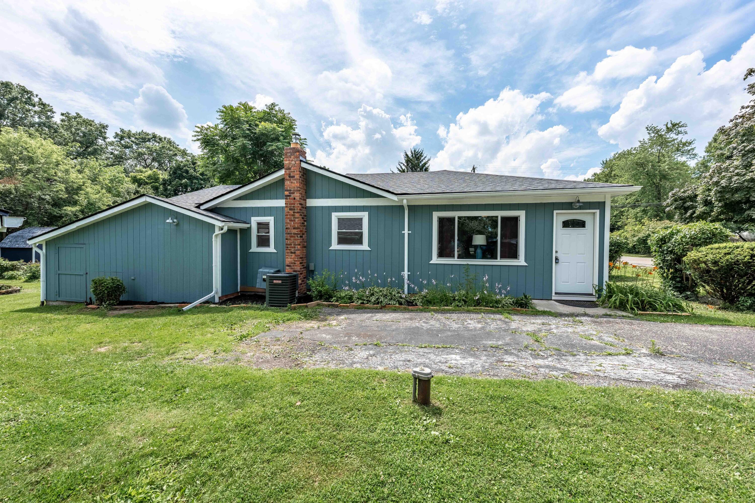 955 Lucille Drive