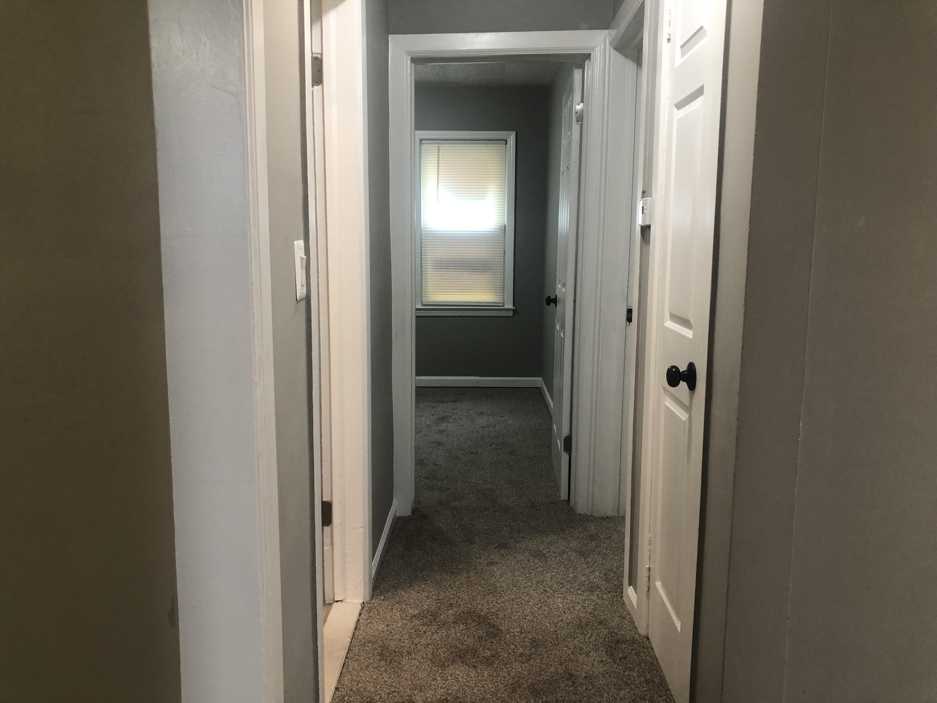 16801 Lamphere