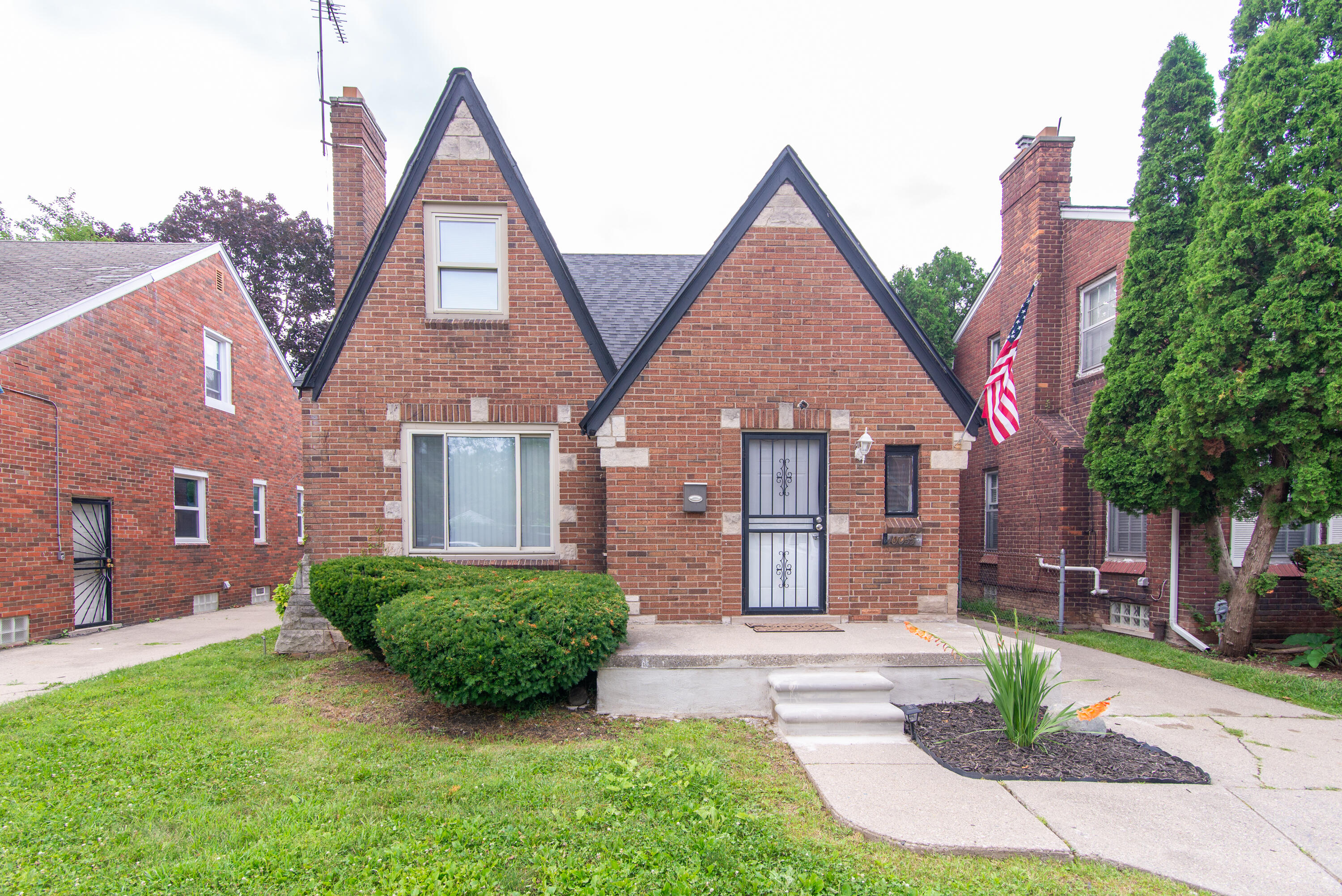 10035 Greensboro Street